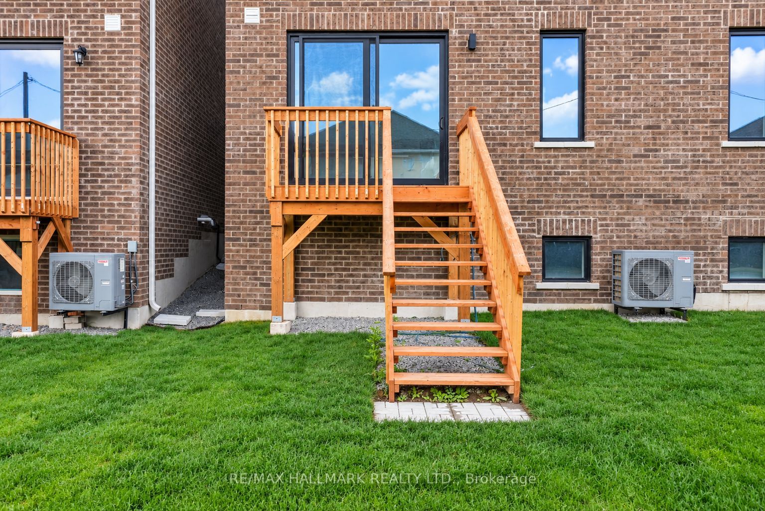 51 Gretzky Avenue Property Photo 41
