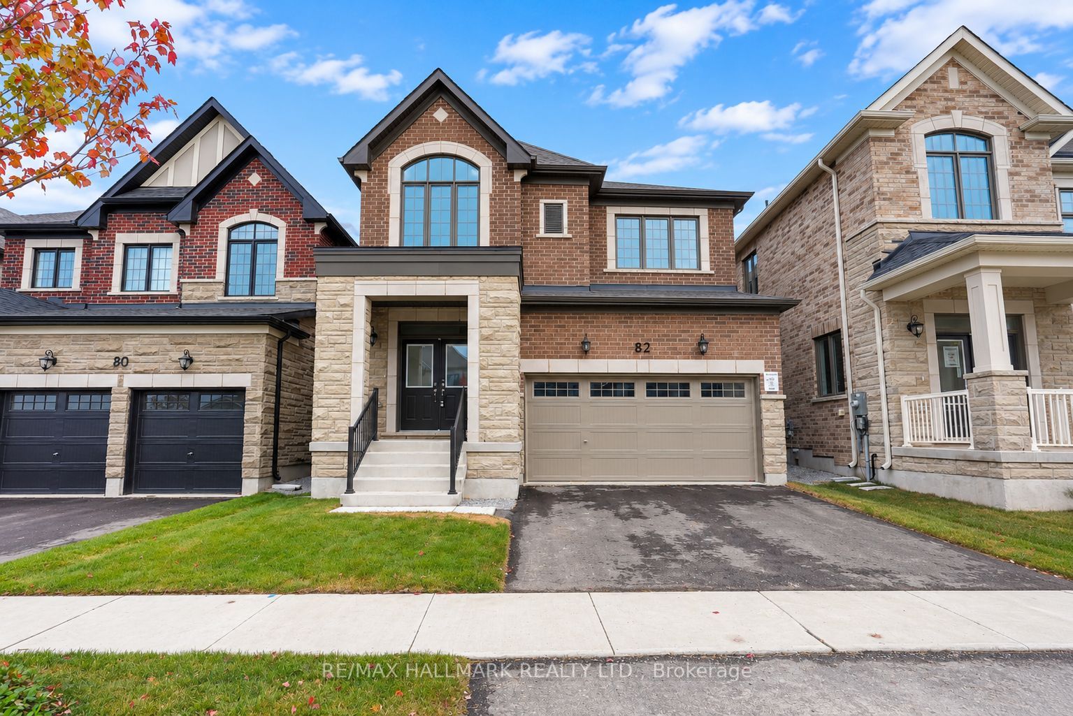 82 Gretzky Avenue Property Photo 2