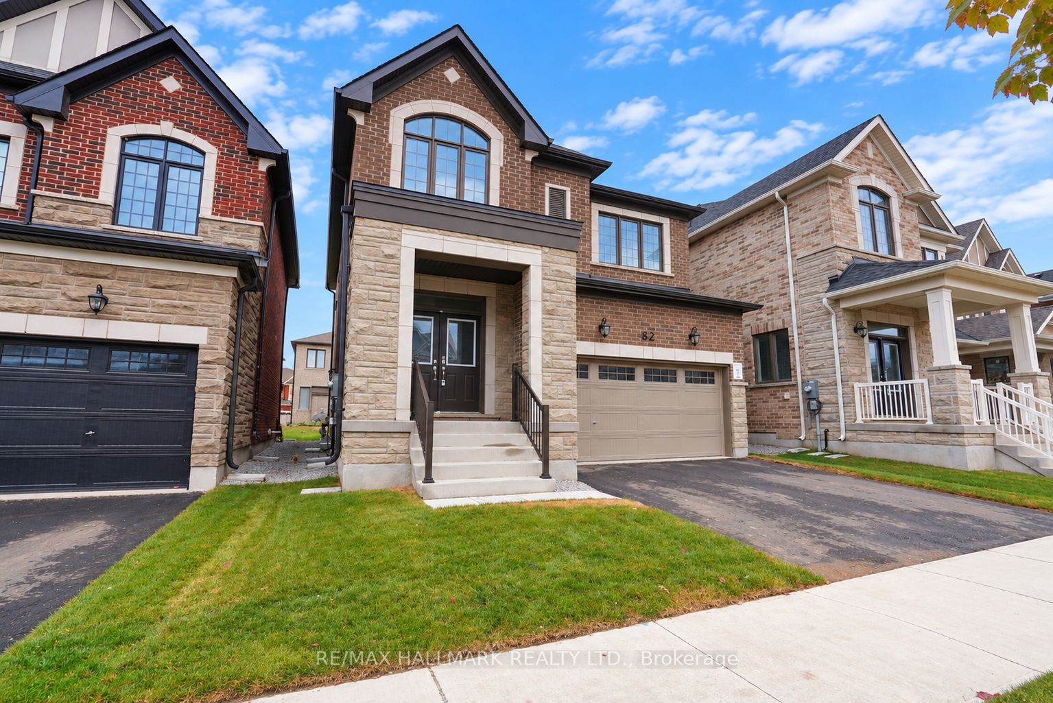 82 Gretzky Avenue Property Photo 3