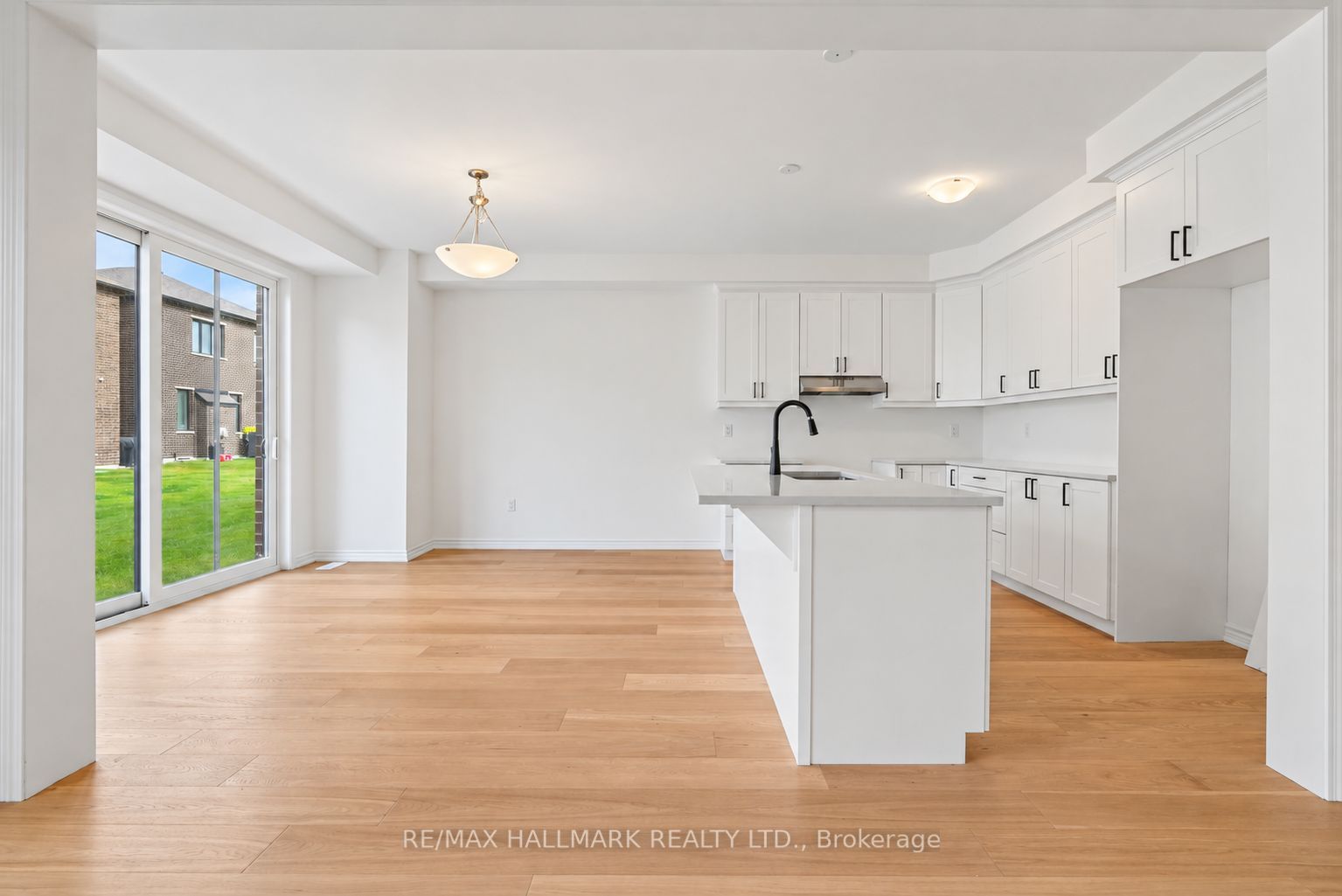 82 Gretzky Avenue Property Photo 14