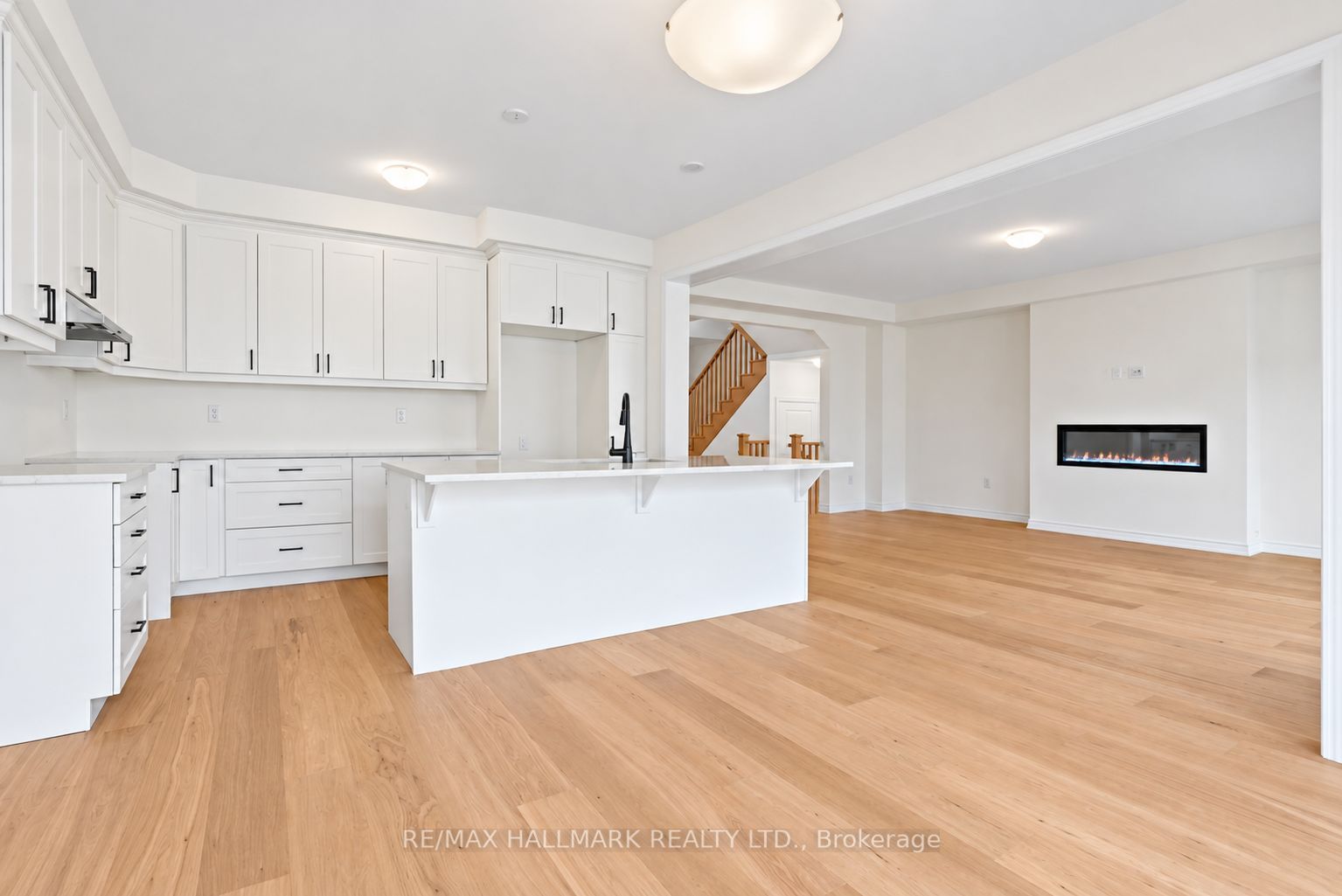 82 Gretzky Avenue Property Photo 15