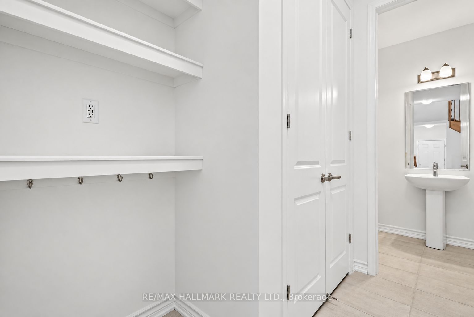 82 Gretzky Avenue Property Photo 24