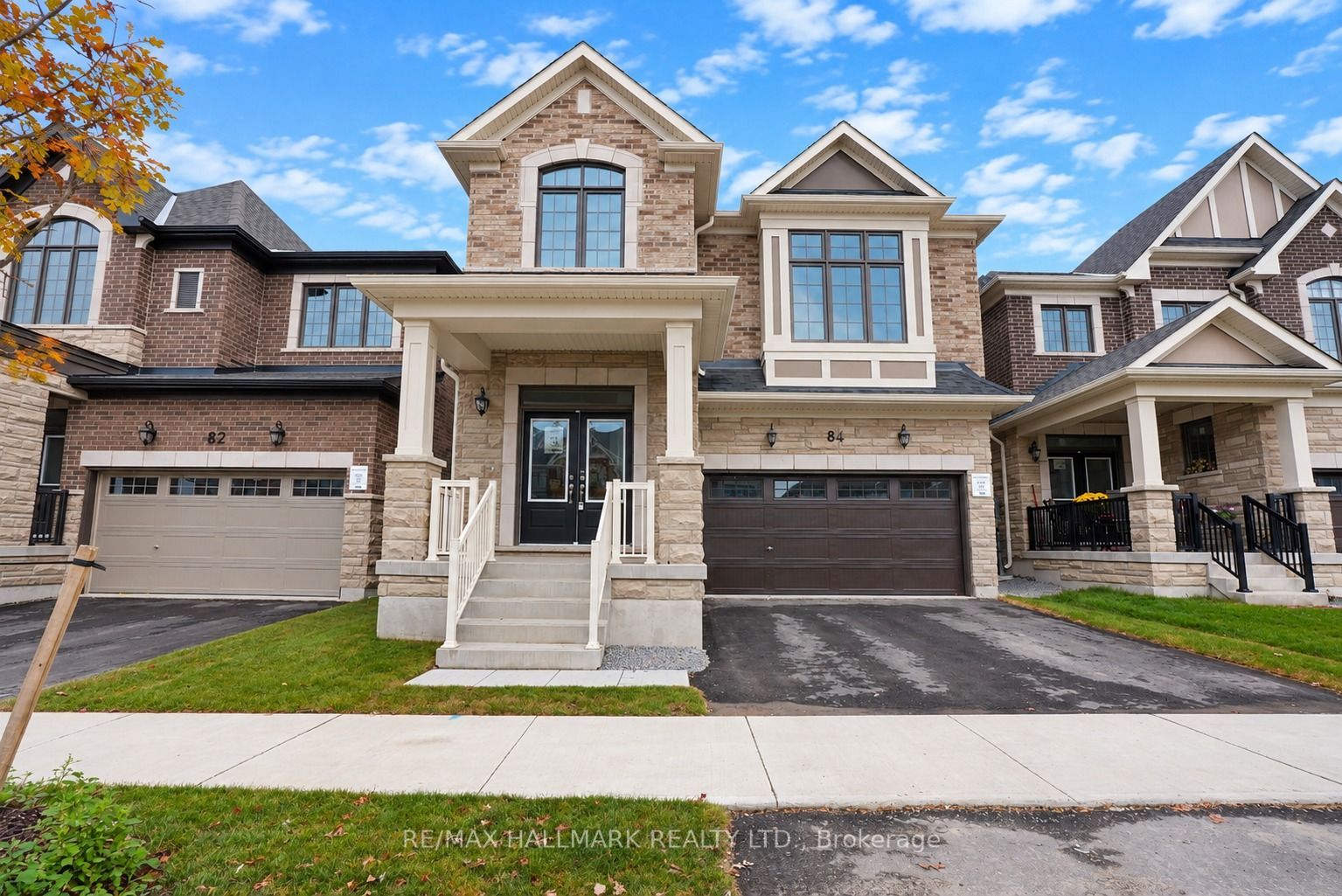 84 Gretzky Avenue Property Photo 1