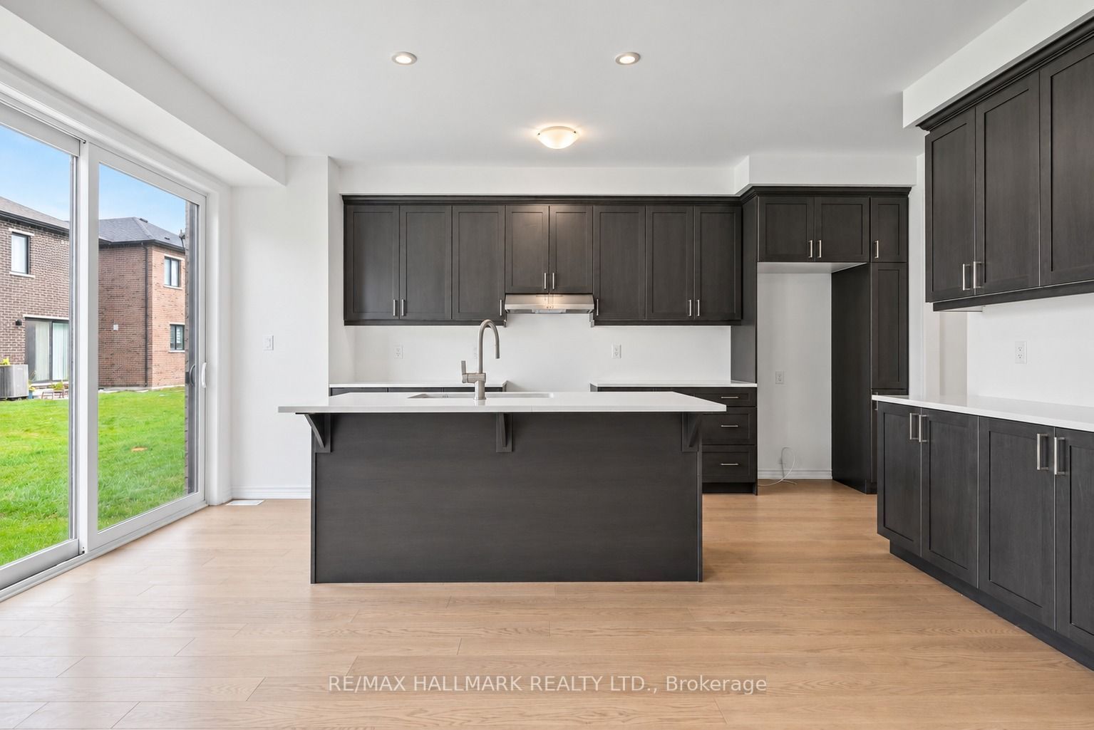 84 Gretzky Avenue Property Photo 13