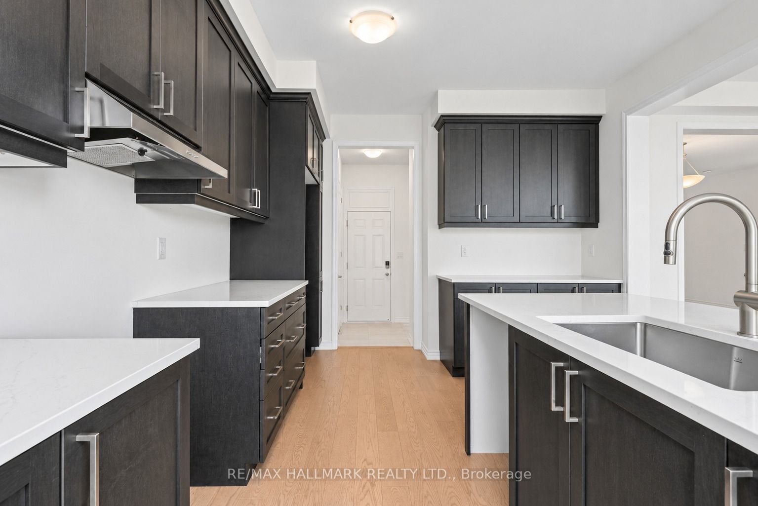 84 Gretzky Avenue Property Photo 15