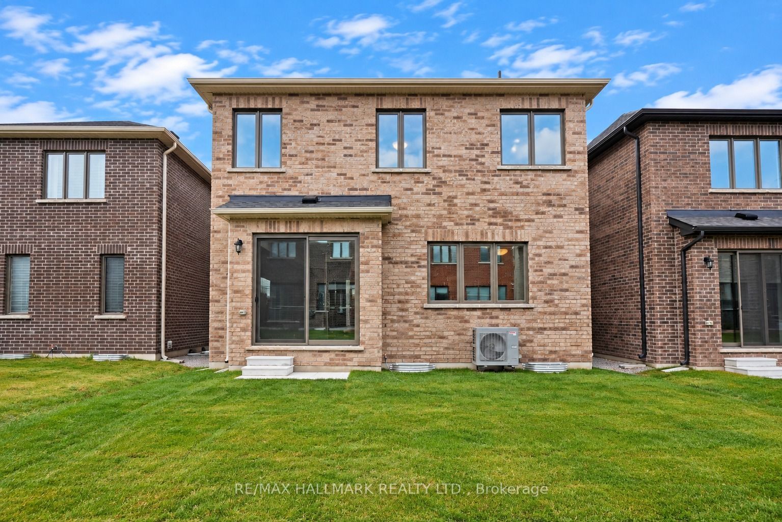 84 Gretzky Avenue Property Photo 38