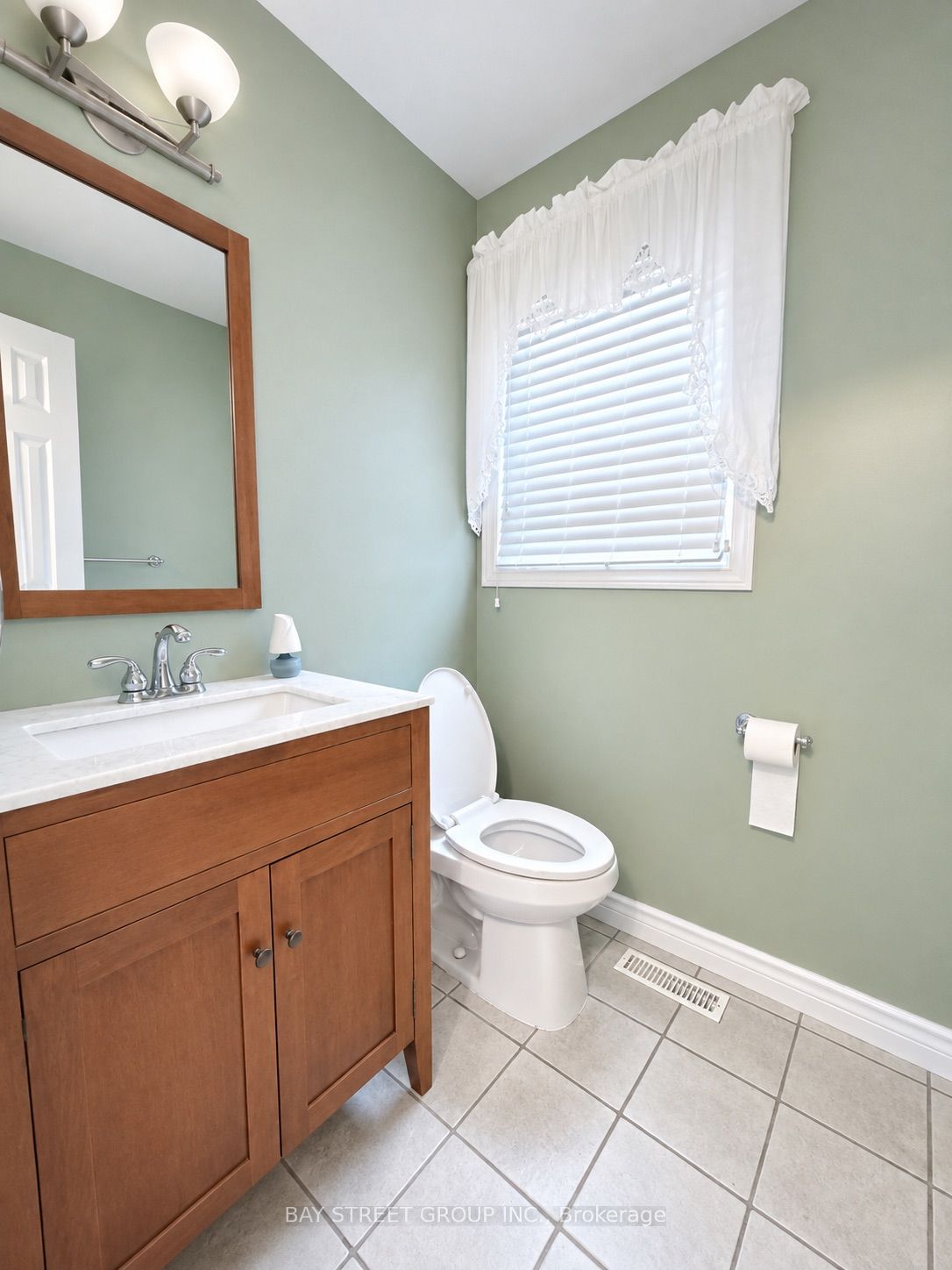 76 Mayfair Drive Property Photo 16