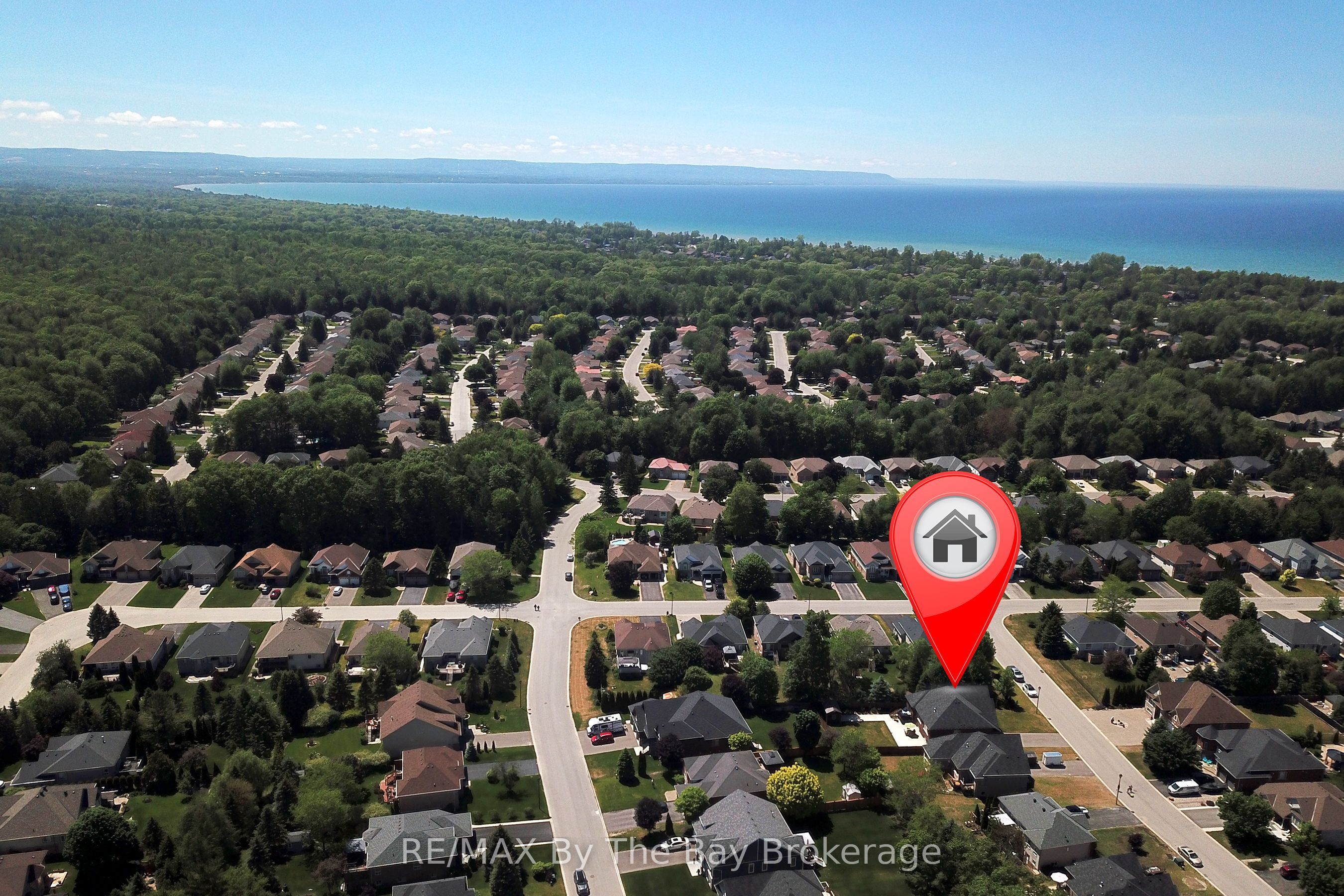 43 Fawndale Crescent Property Photo 2