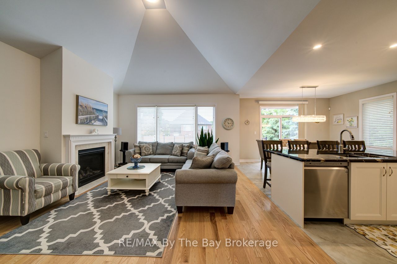 43 Fawndale Crescent Property Photo 4