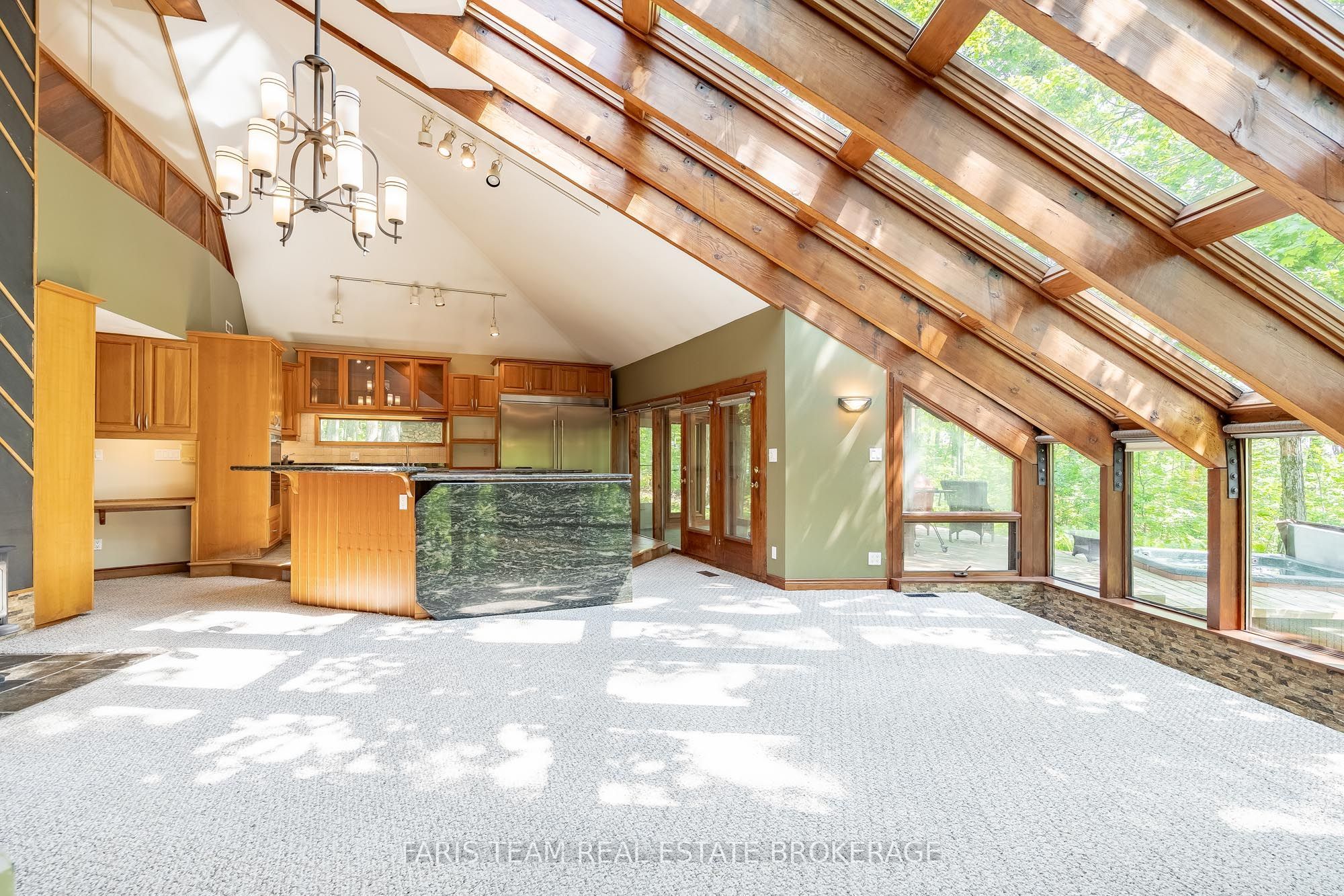 15 Scottdale Drive Property Photo 12