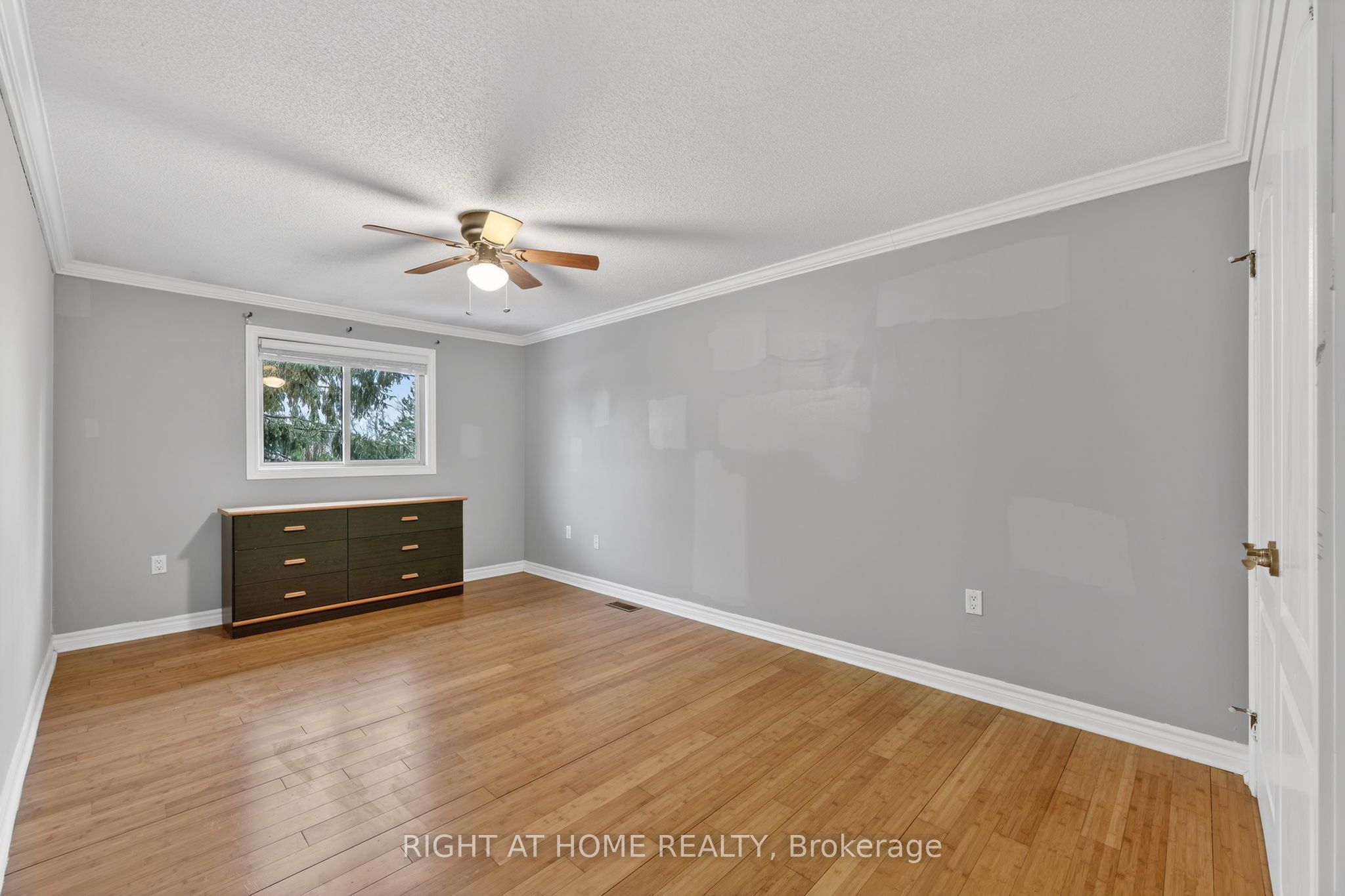 32 Sawmill Road 10 Property Photo 13