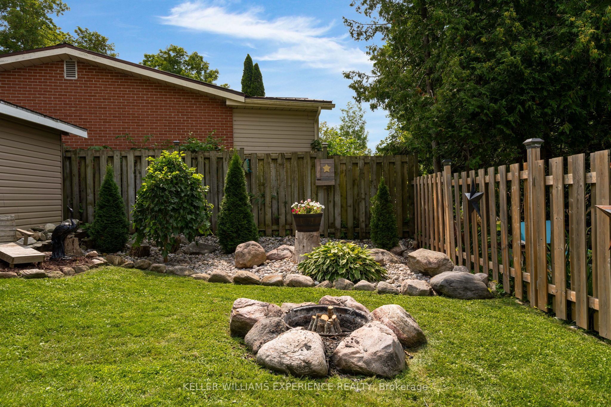 28 Park Street Property Photo 24
