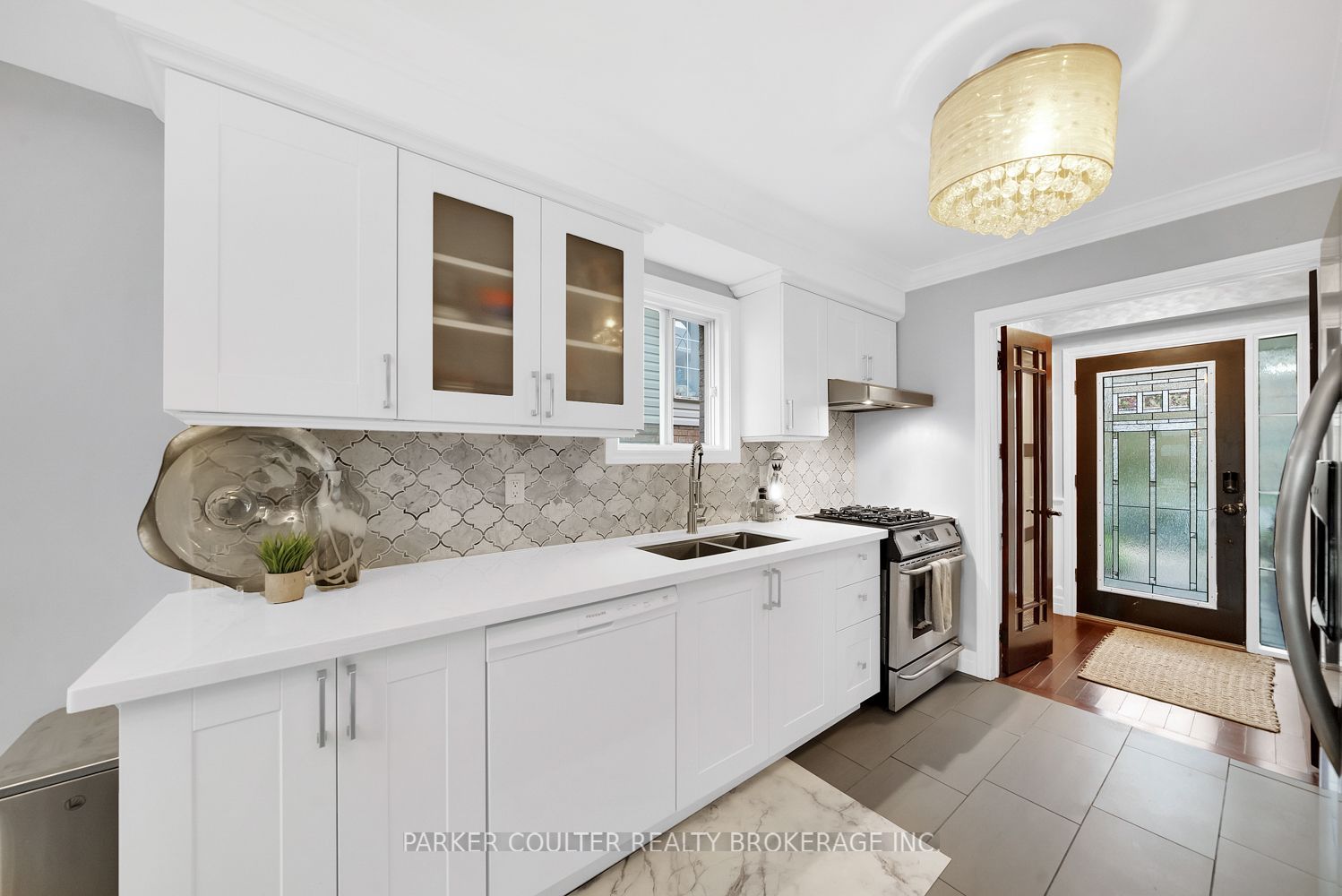 22 Athabaska Road Property Photo 10
