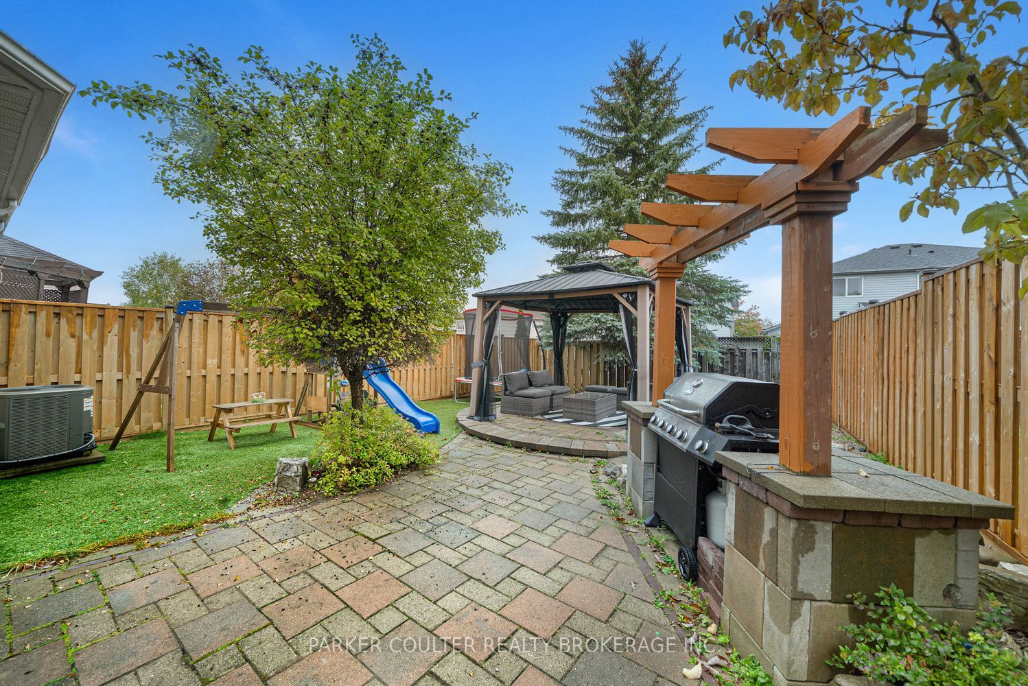 22 Athabaska Road Property Photo 41