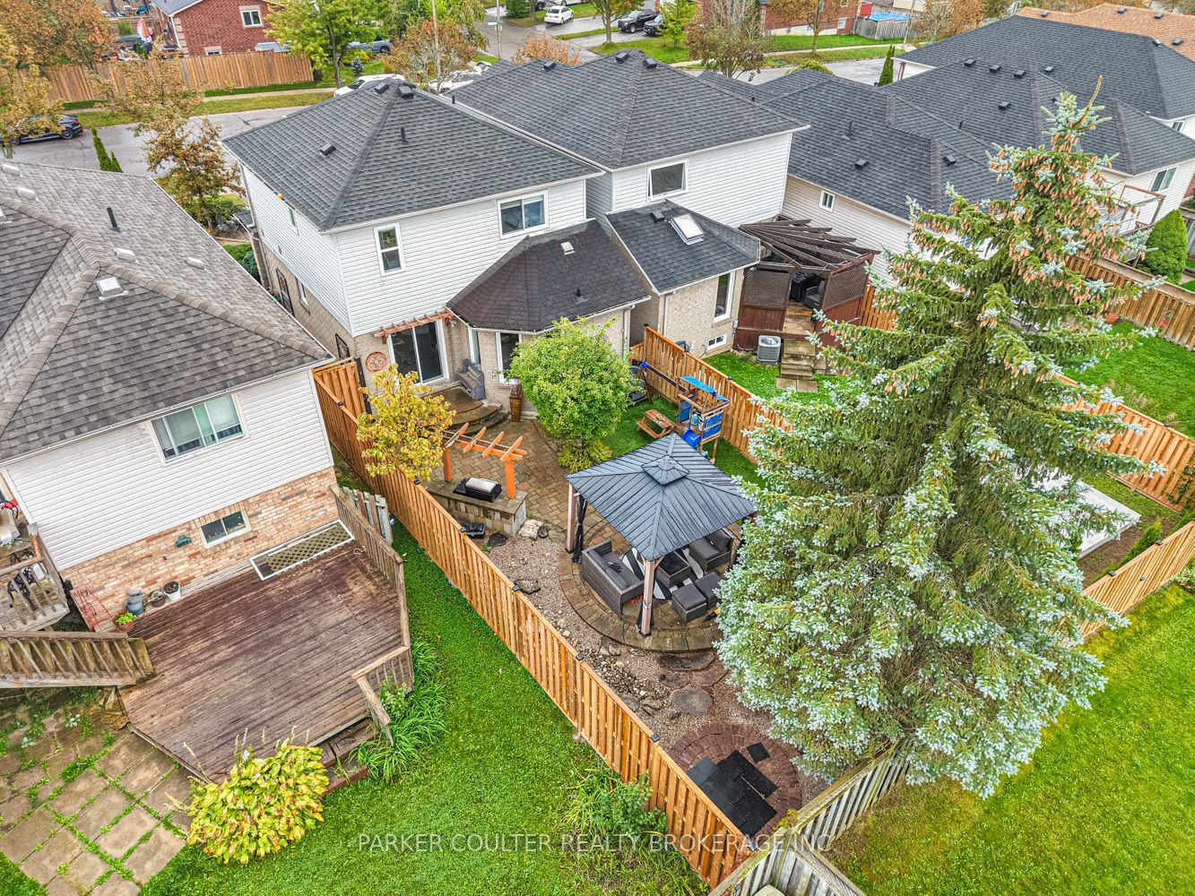 22 Athabaska Road Property Photo 44