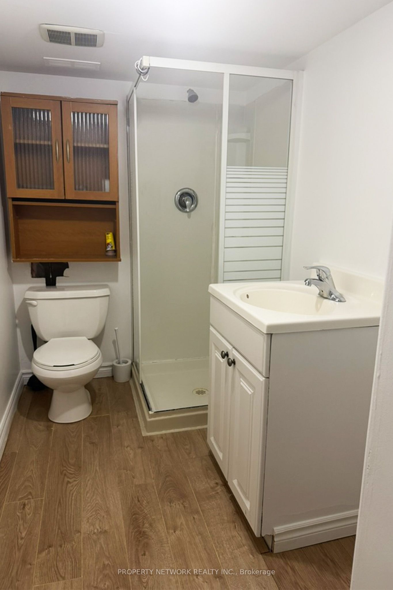 41 Sydenham Wells Court Property Photo 12