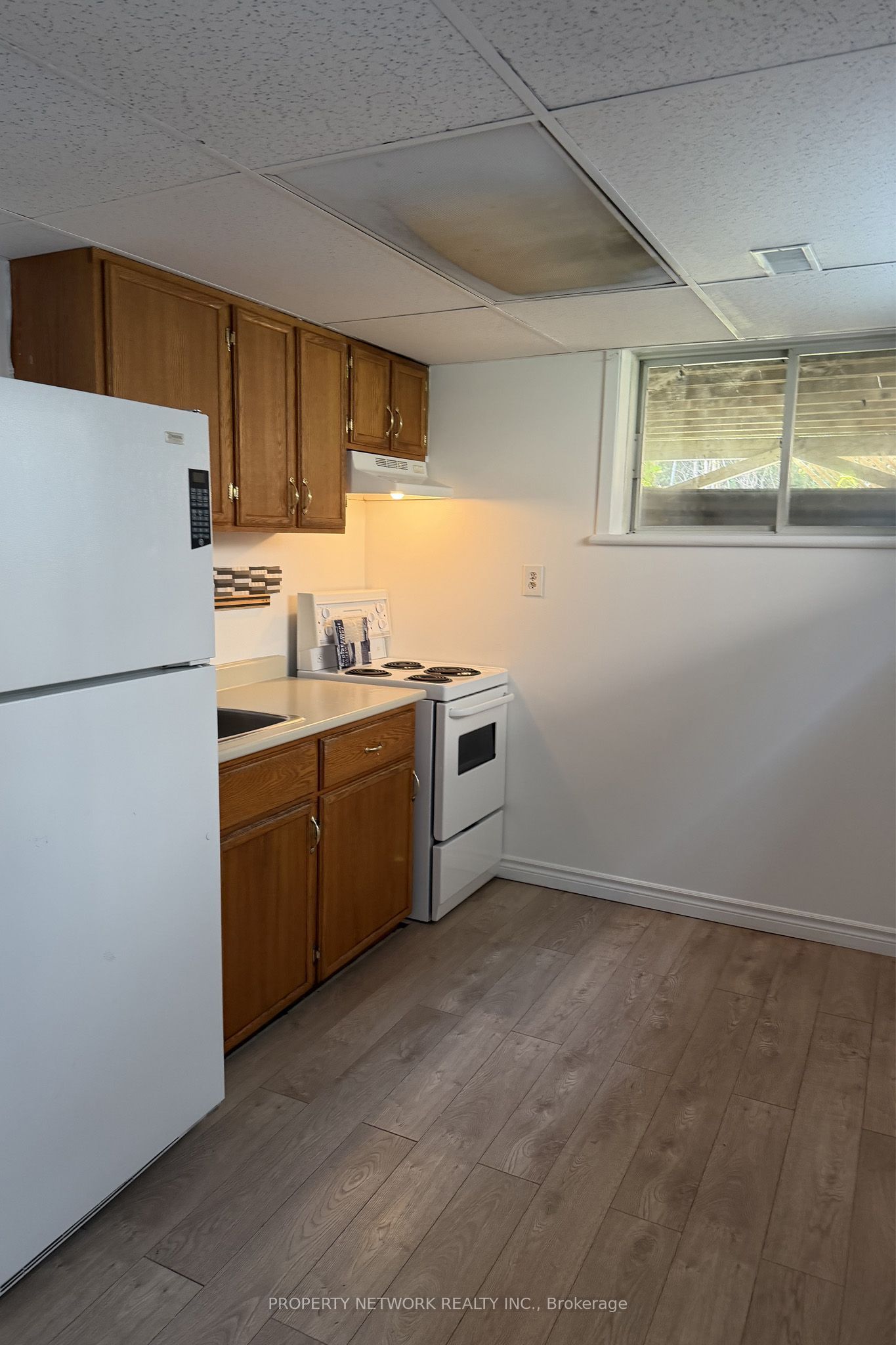 41 Sydenham Wells Court Property Photo 13