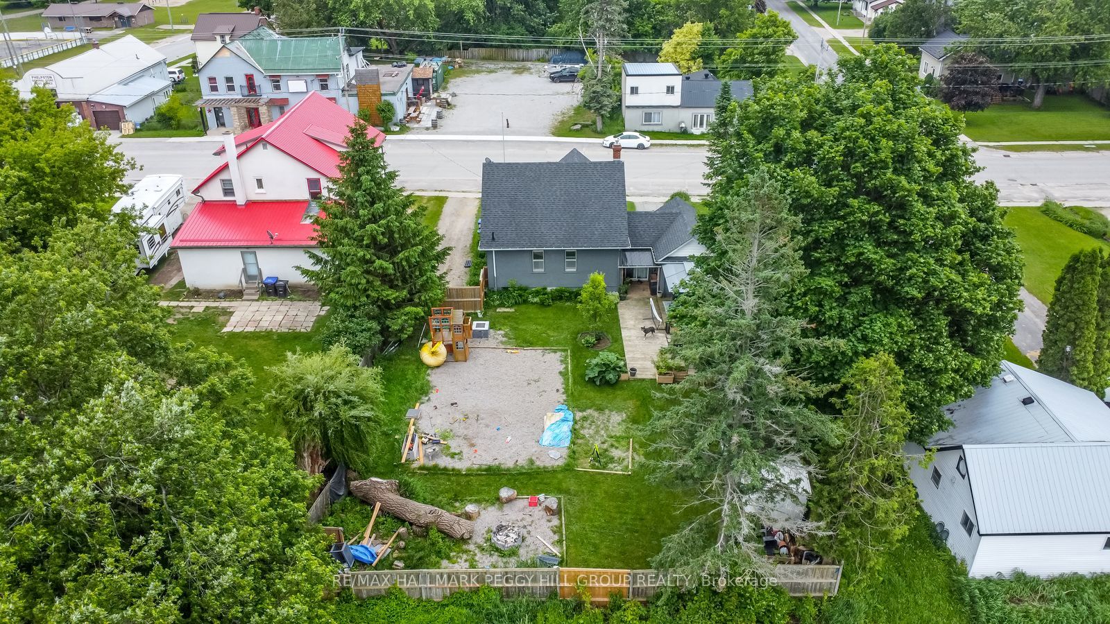 1556 Flos Rd 4 W Property Photo 17