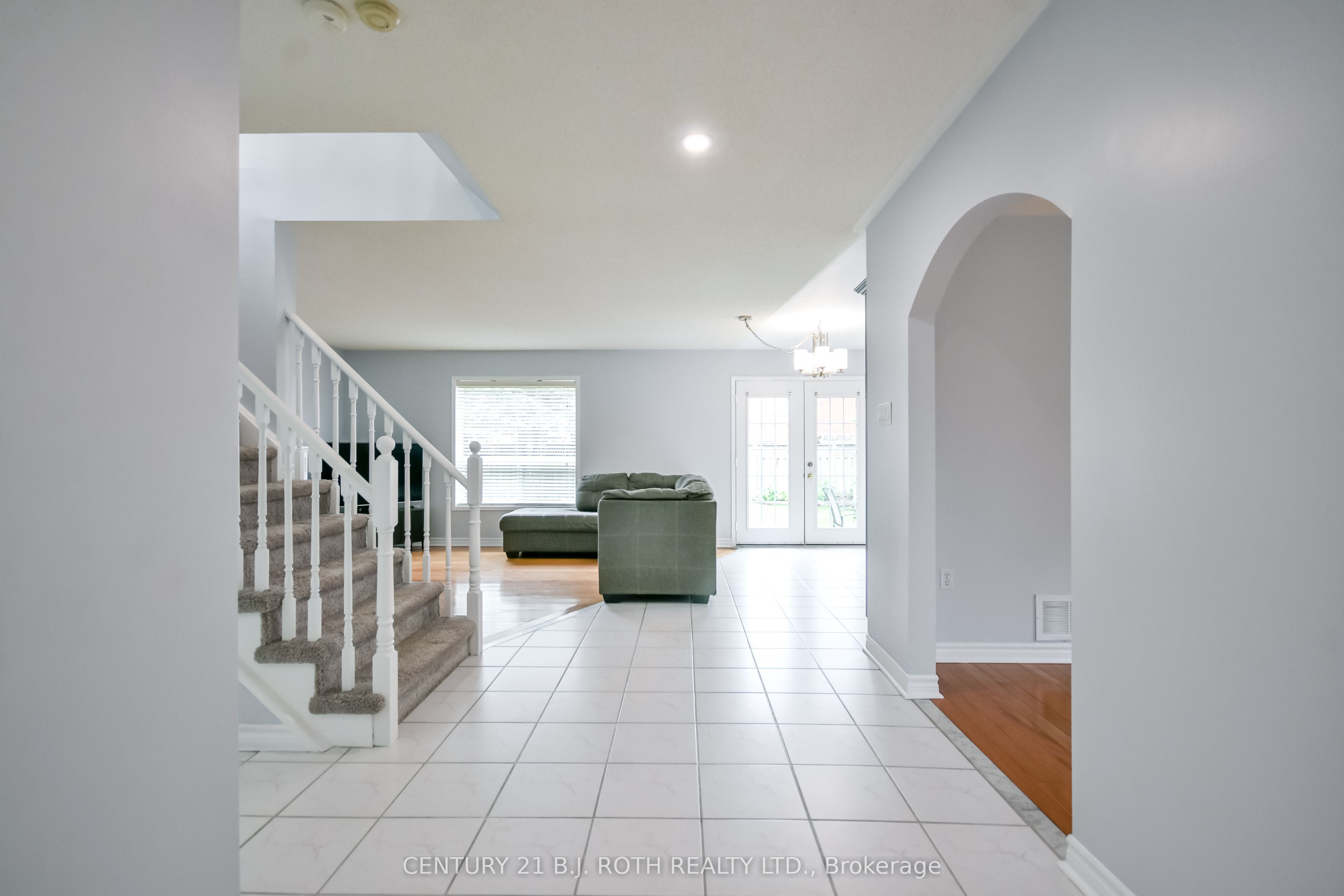 17 Crompton Drive Property Photo 10