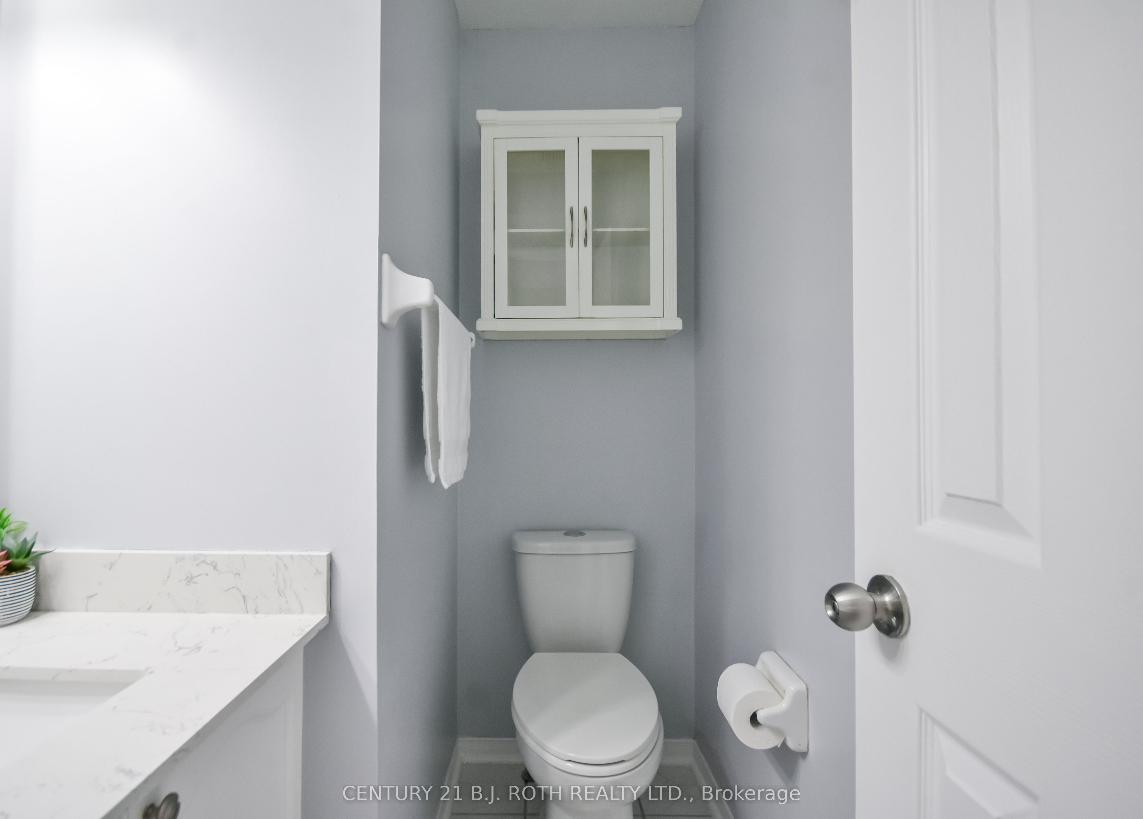 17 Crompton Drive Property Photo 15