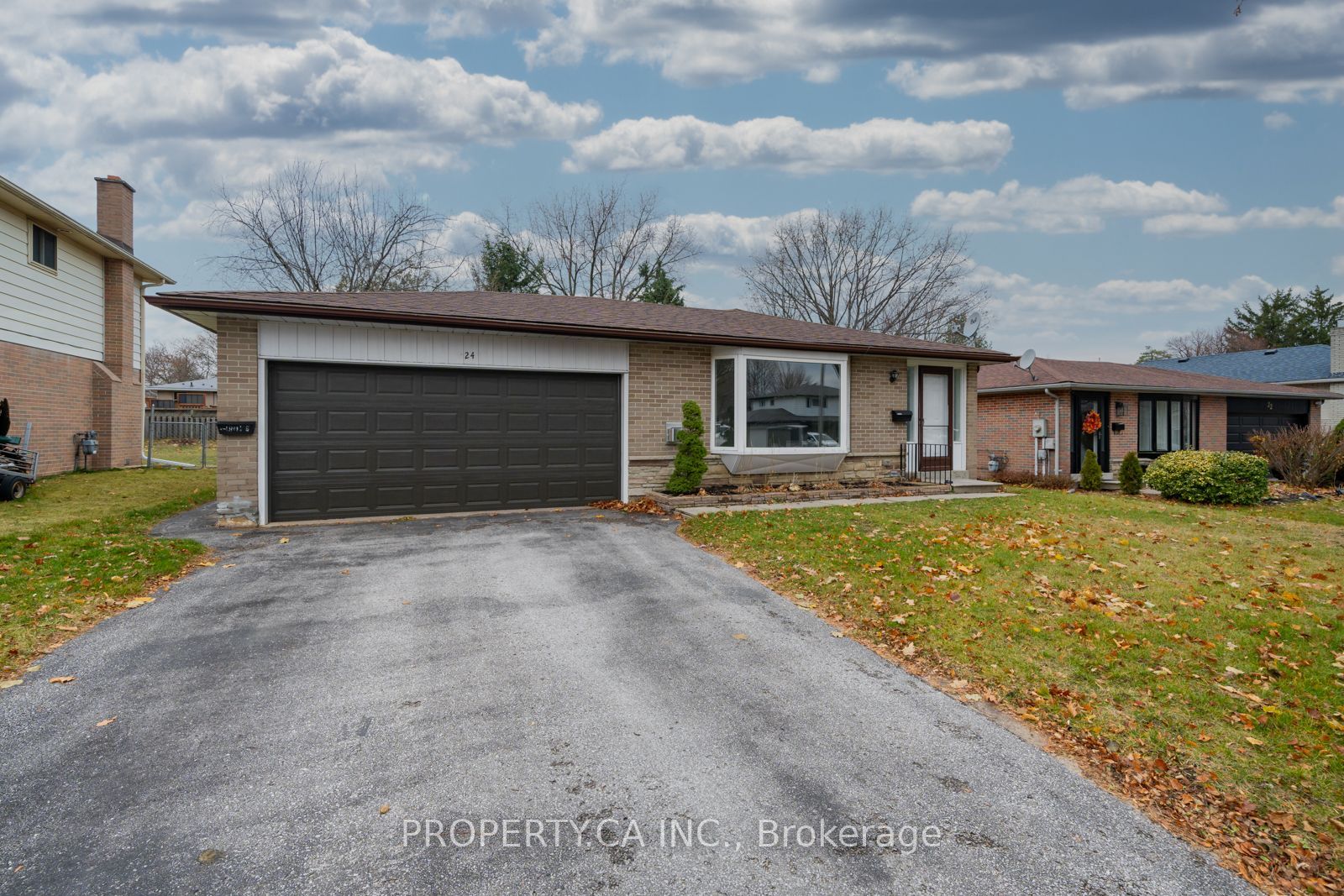 24 Thorncrest Road Property Photo 2