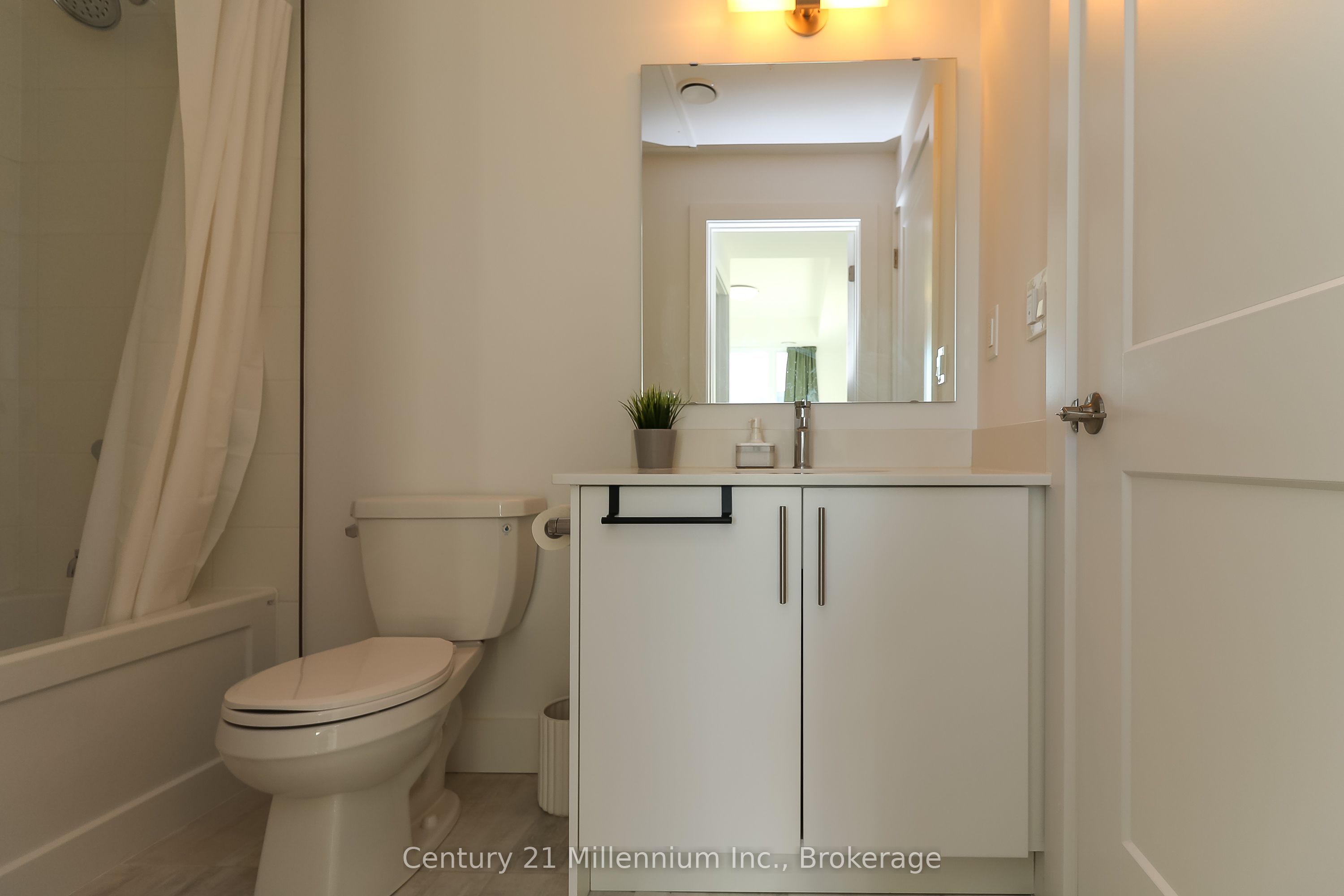 4 Kimberly Lane 306 Property Photo 20