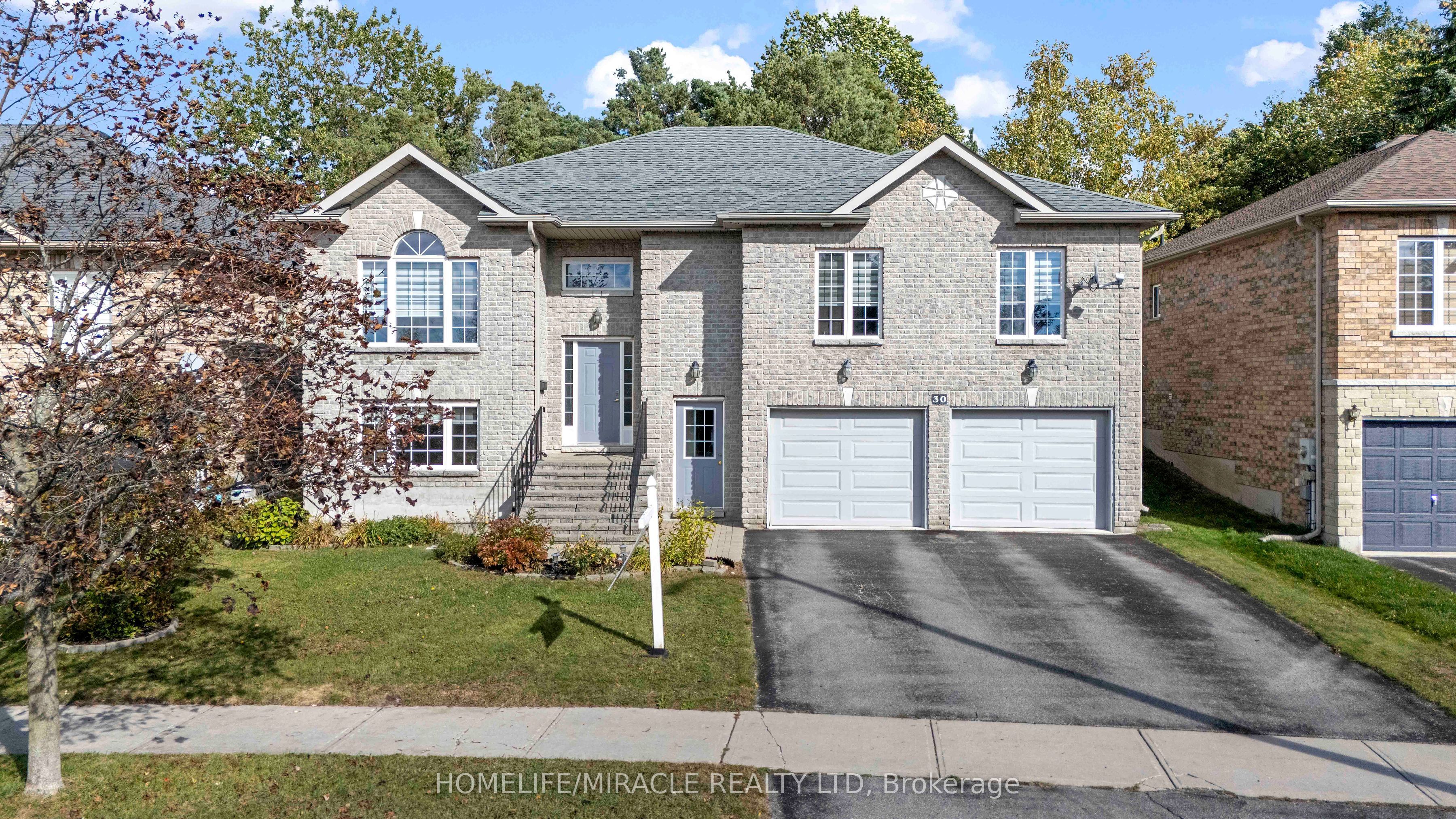 30 Dove Crescent Property Photo 1