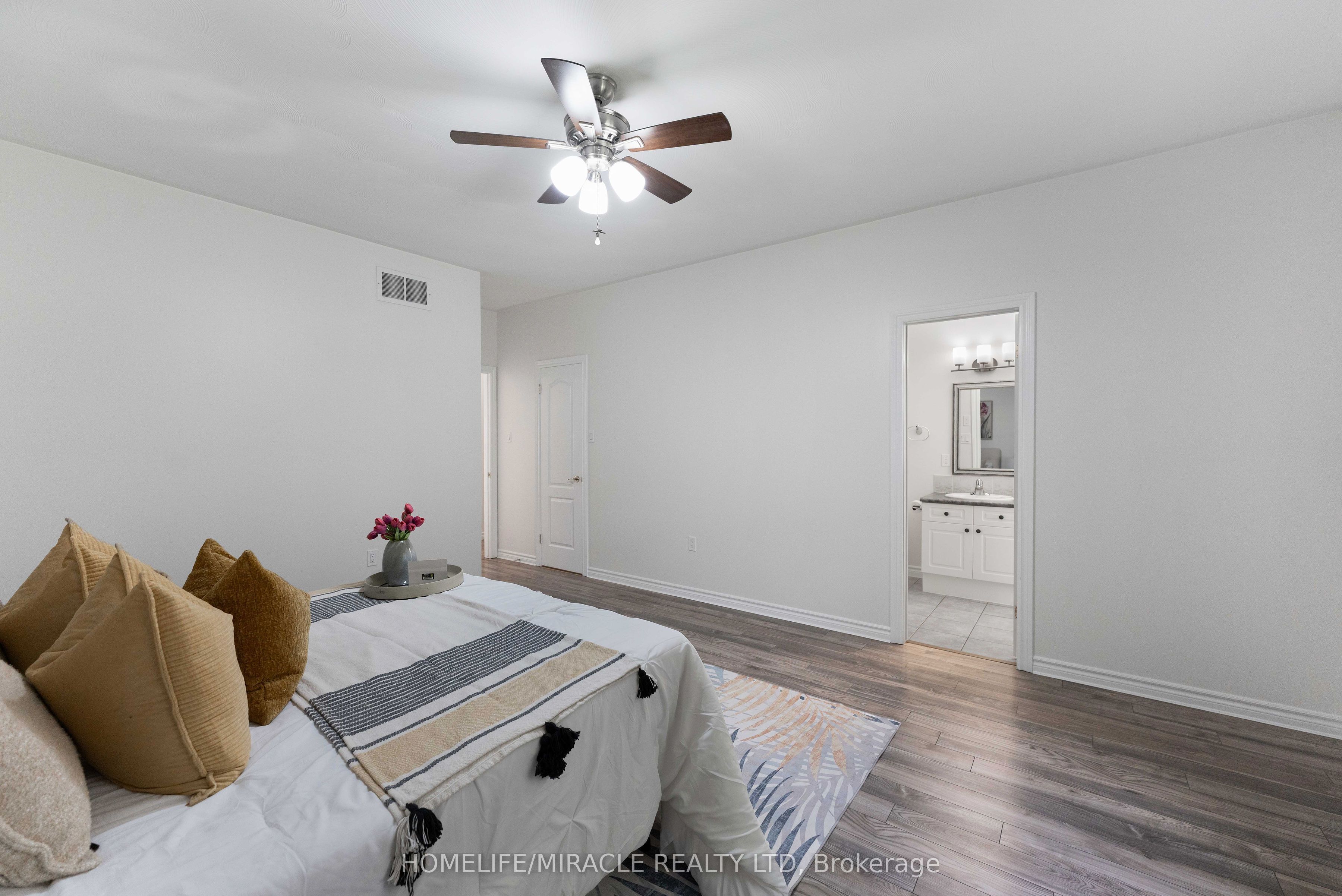 30 Dove Crescent Property Photo 16