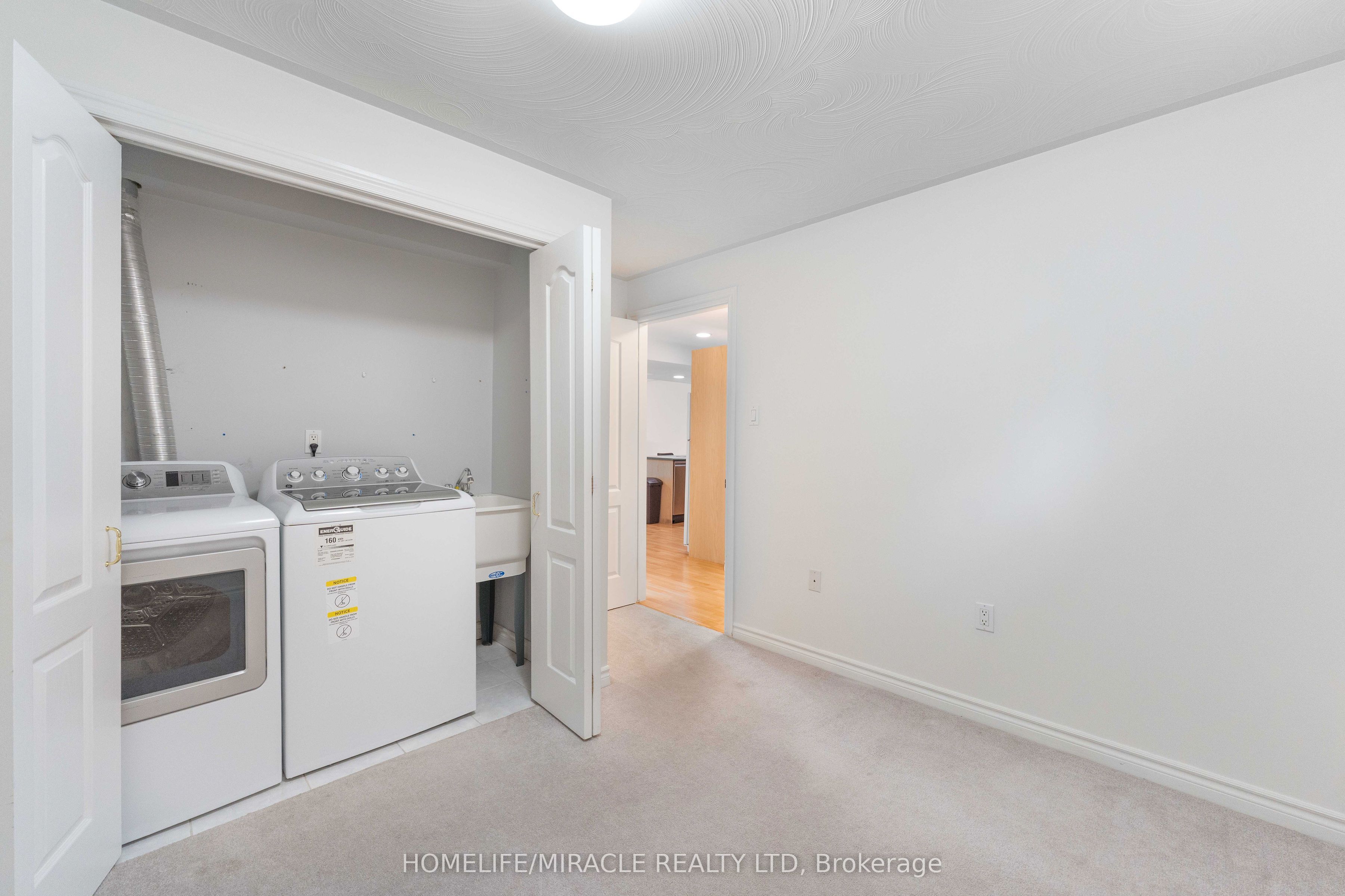 30 Dove Crescent Property Photo 35