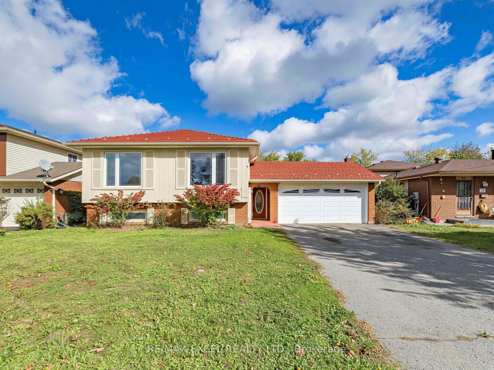 25 Grand Place Property Photo 1