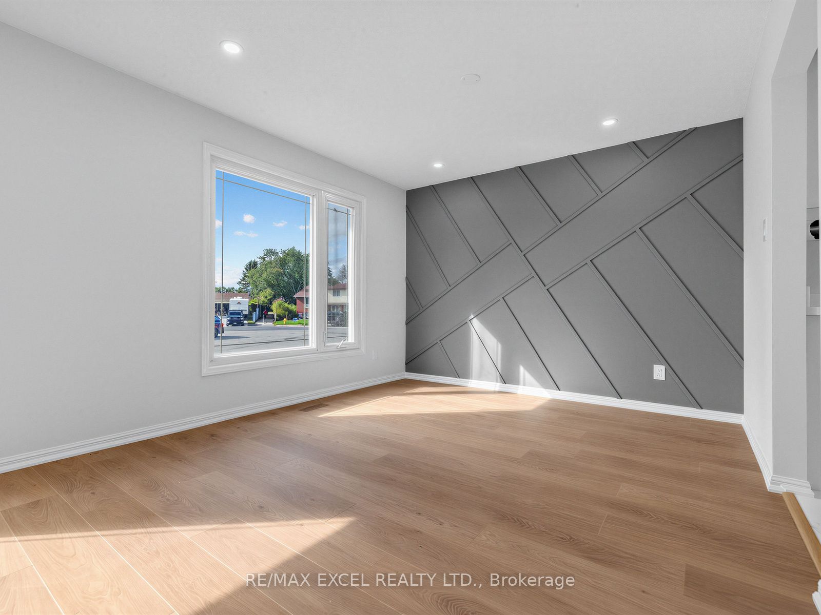 25 Grand Place Property Photo 9