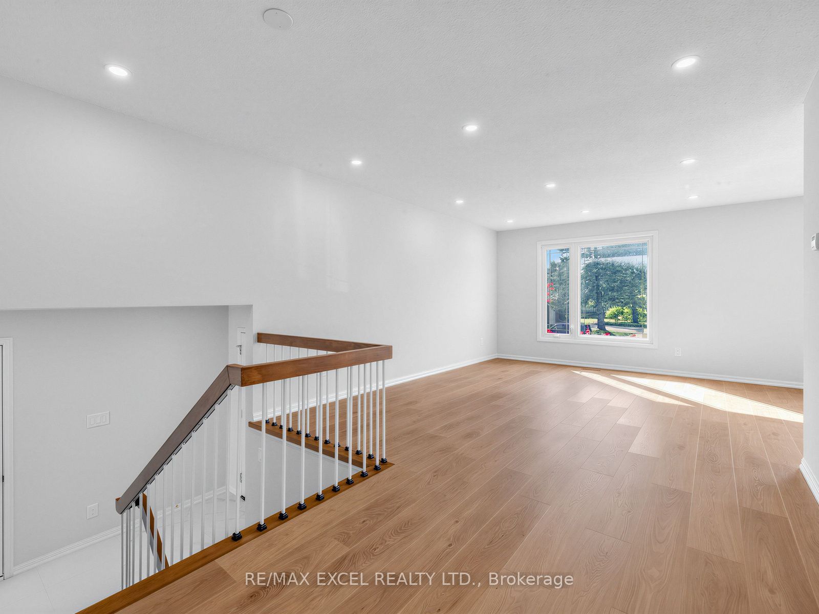 25 Grand Place Property Photo 19