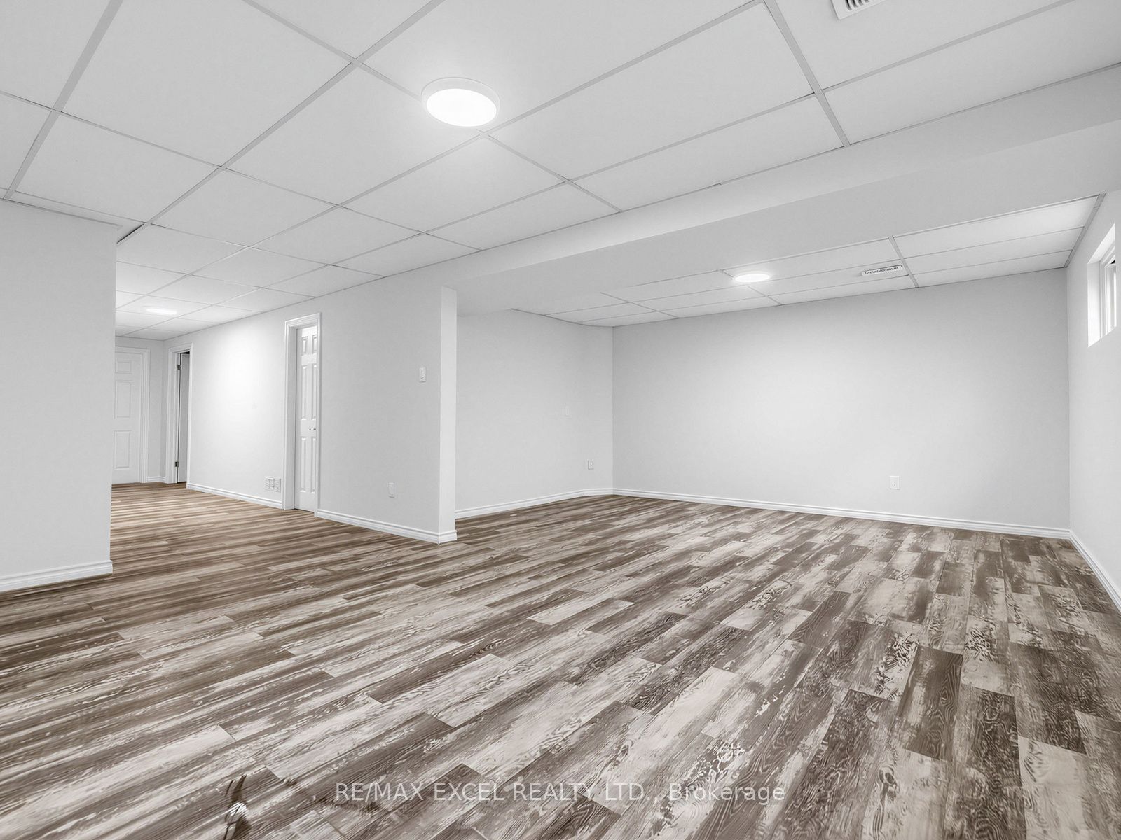 25 Grand Place Property Photo 31