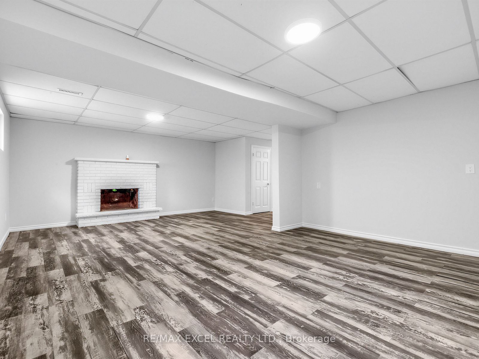 25 Grand Place Property Photo 33