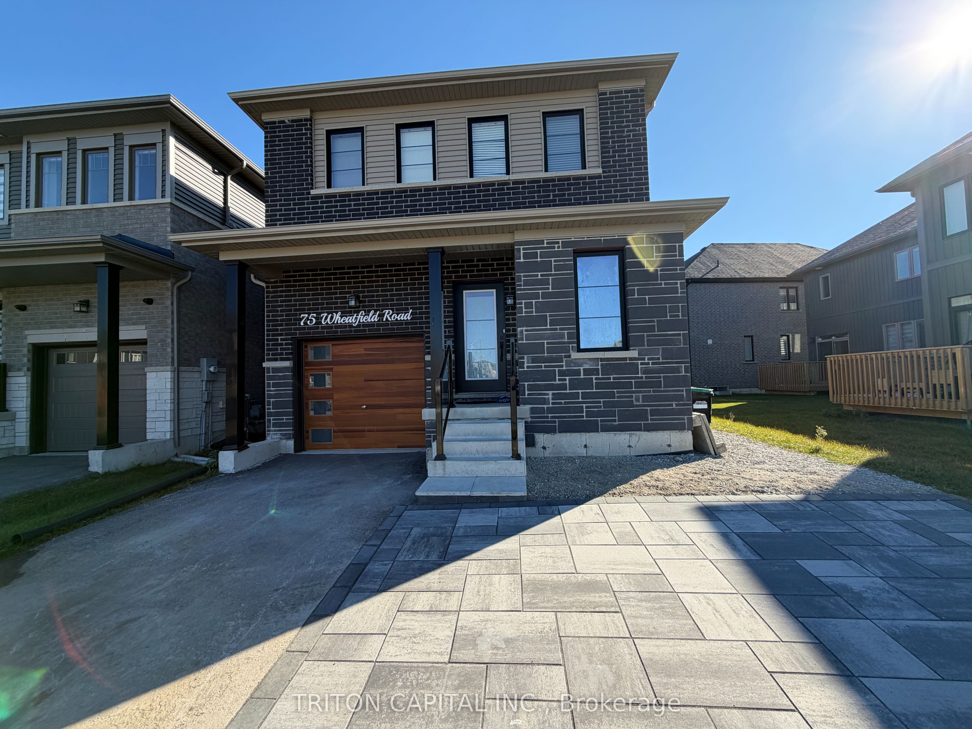 75 Wheatfield Road Upper Property Photo 1