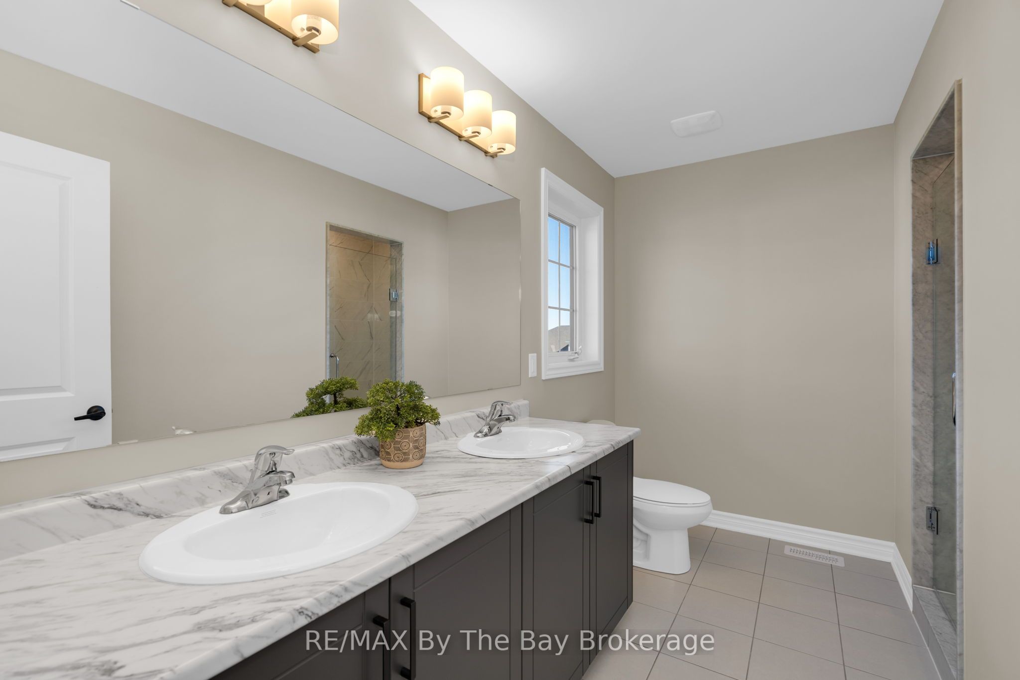 214 Cubitt Street Property Photo 21