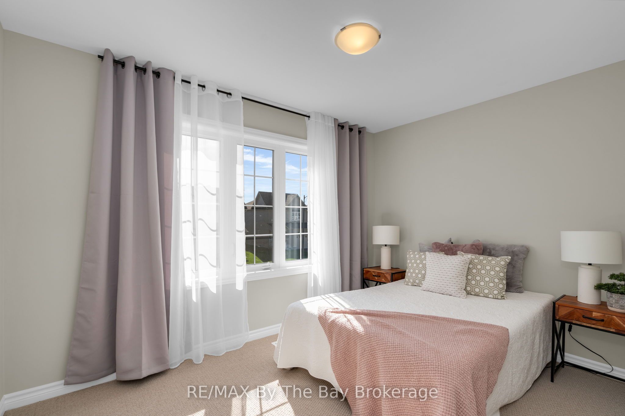 214 Cubitt Street Property Photo 22