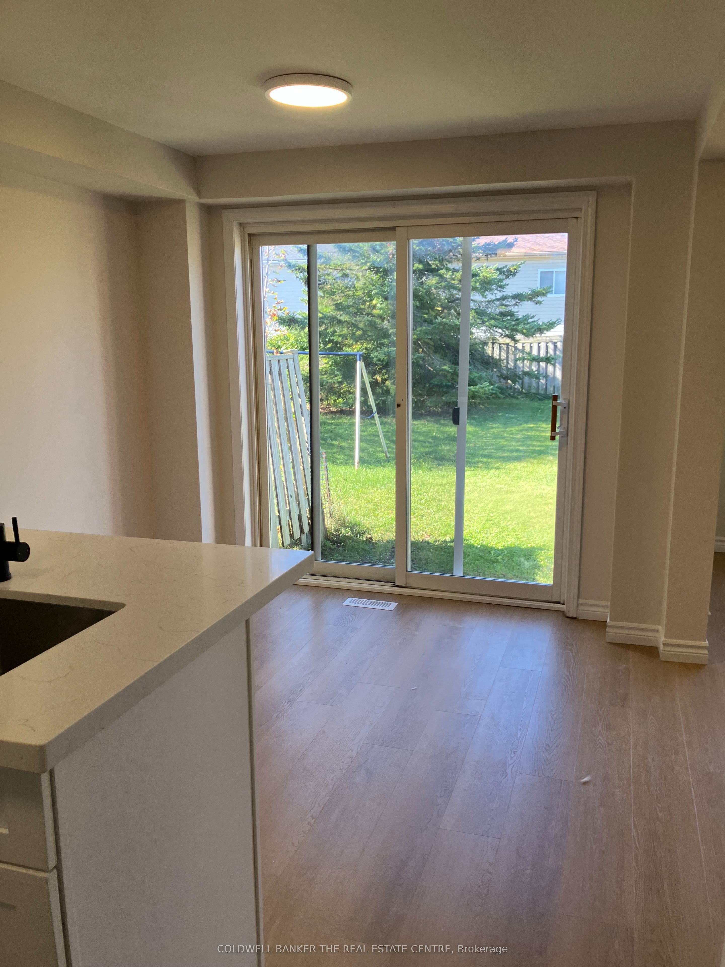 141 Black Cherry Crescent Property Photo 3