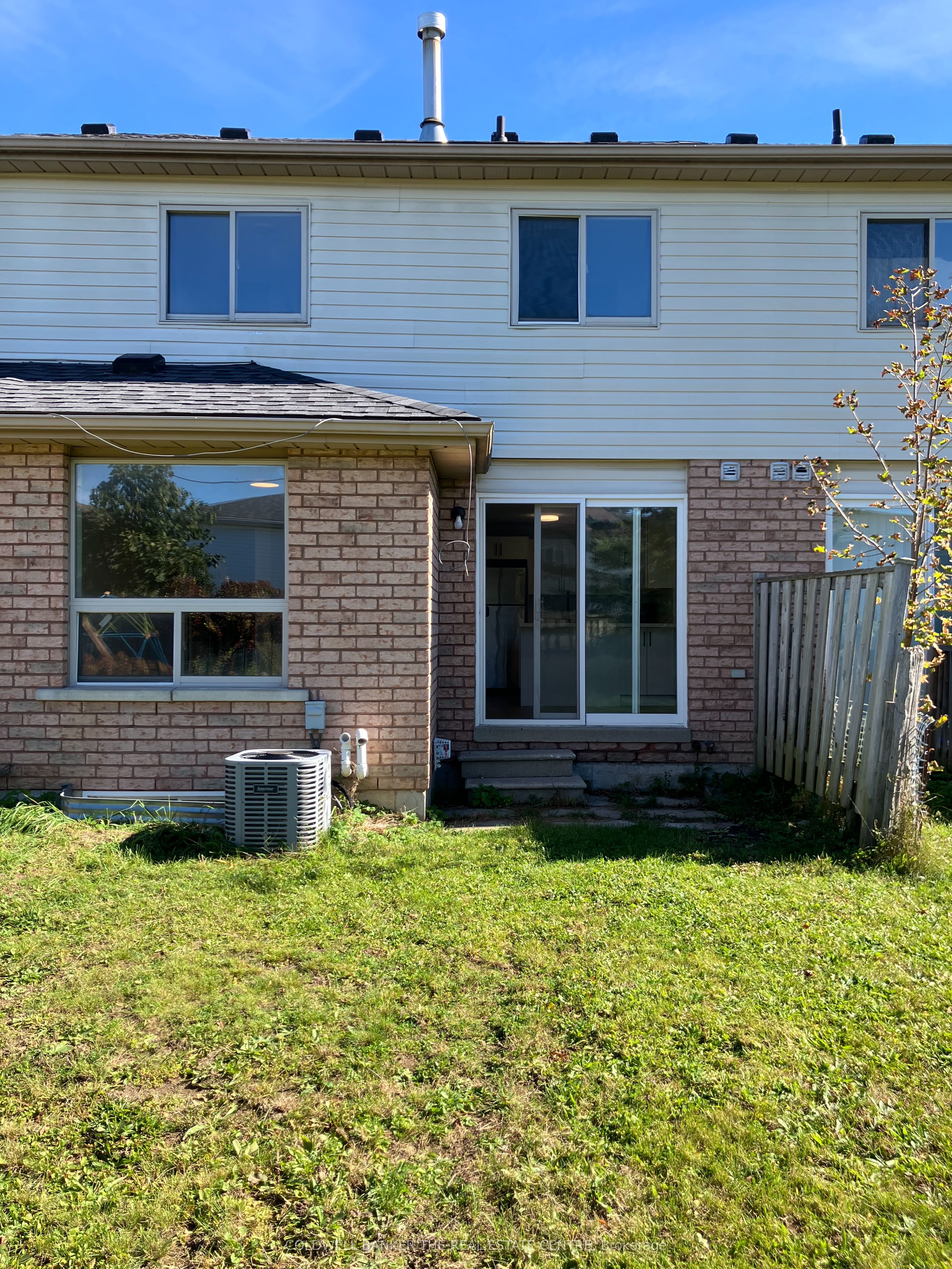 141 Black Cherry Crescent Property Photo 11