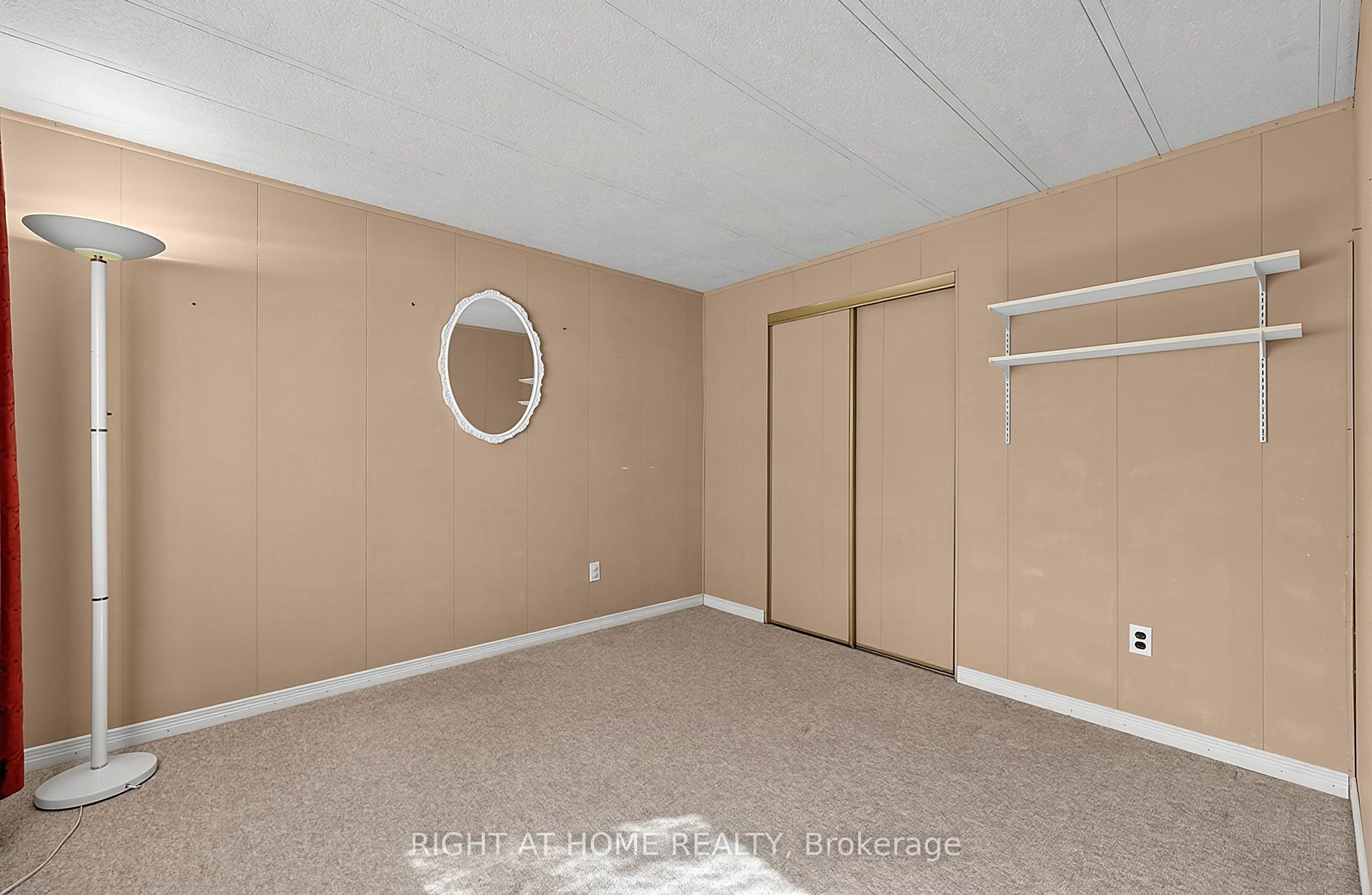 1 Georgian Glen Drive Property Photo 12