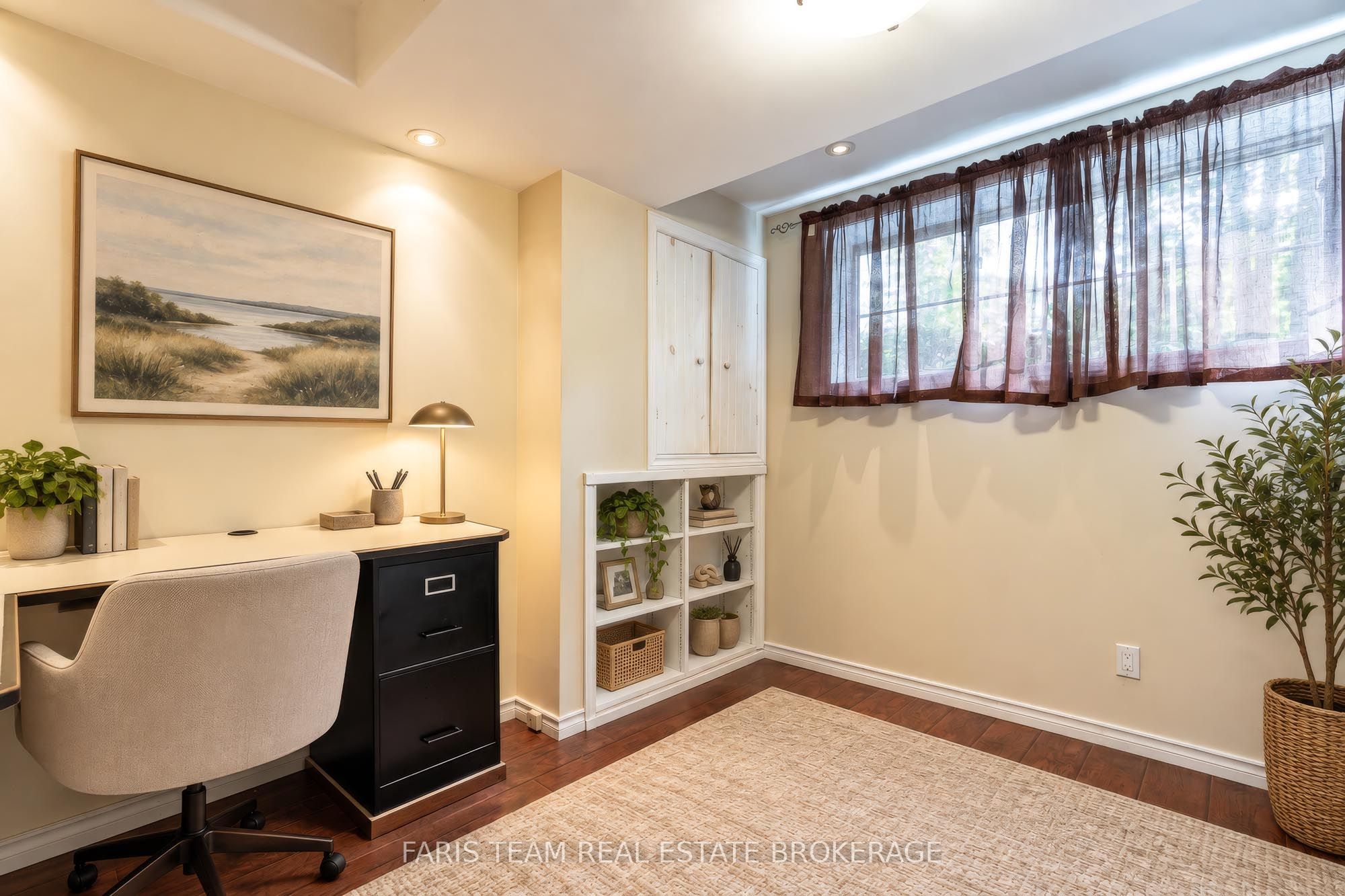 8 Pinecone Avenue Property Photo 14
