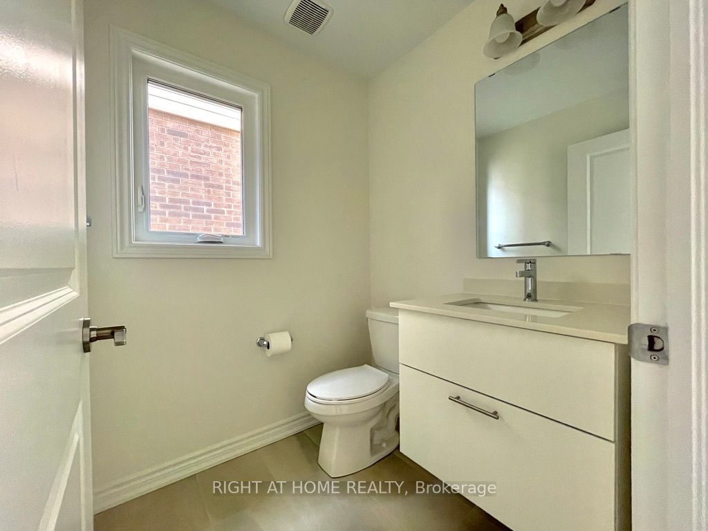 63 Phoenix Boulevard Property Photo 5