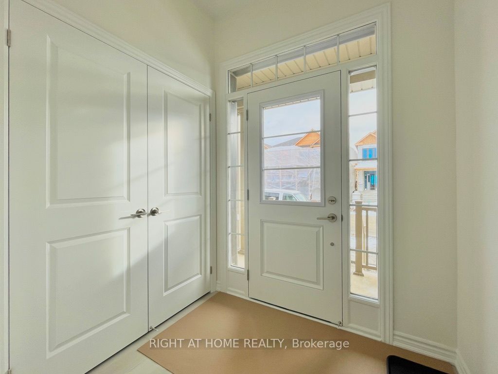 63 Phoenix Boulevard Property Photo 6