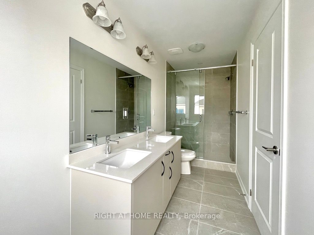 63 Phoenix Boulevard Property Photo 16