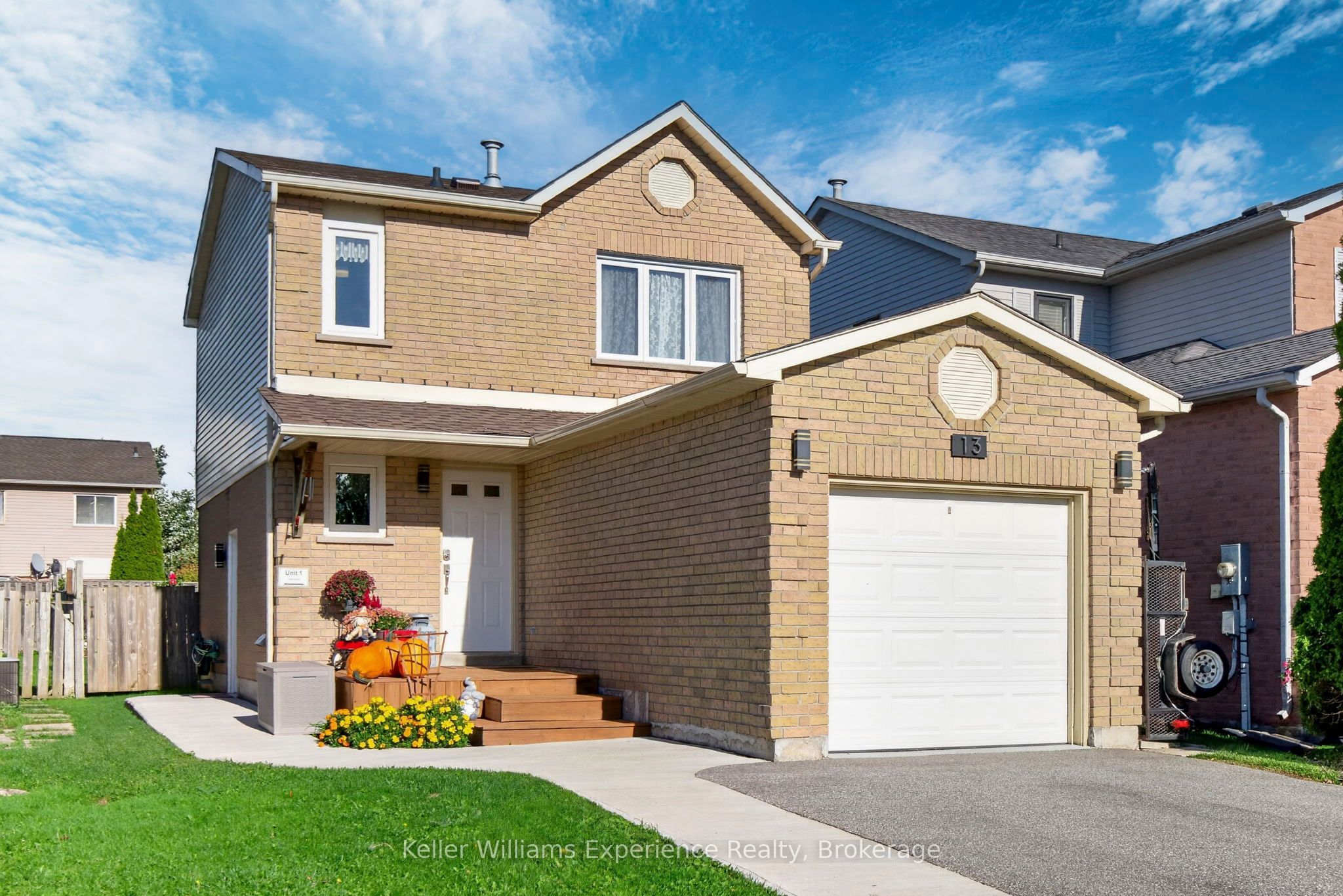 13 Lindsay Court Property Photo 2