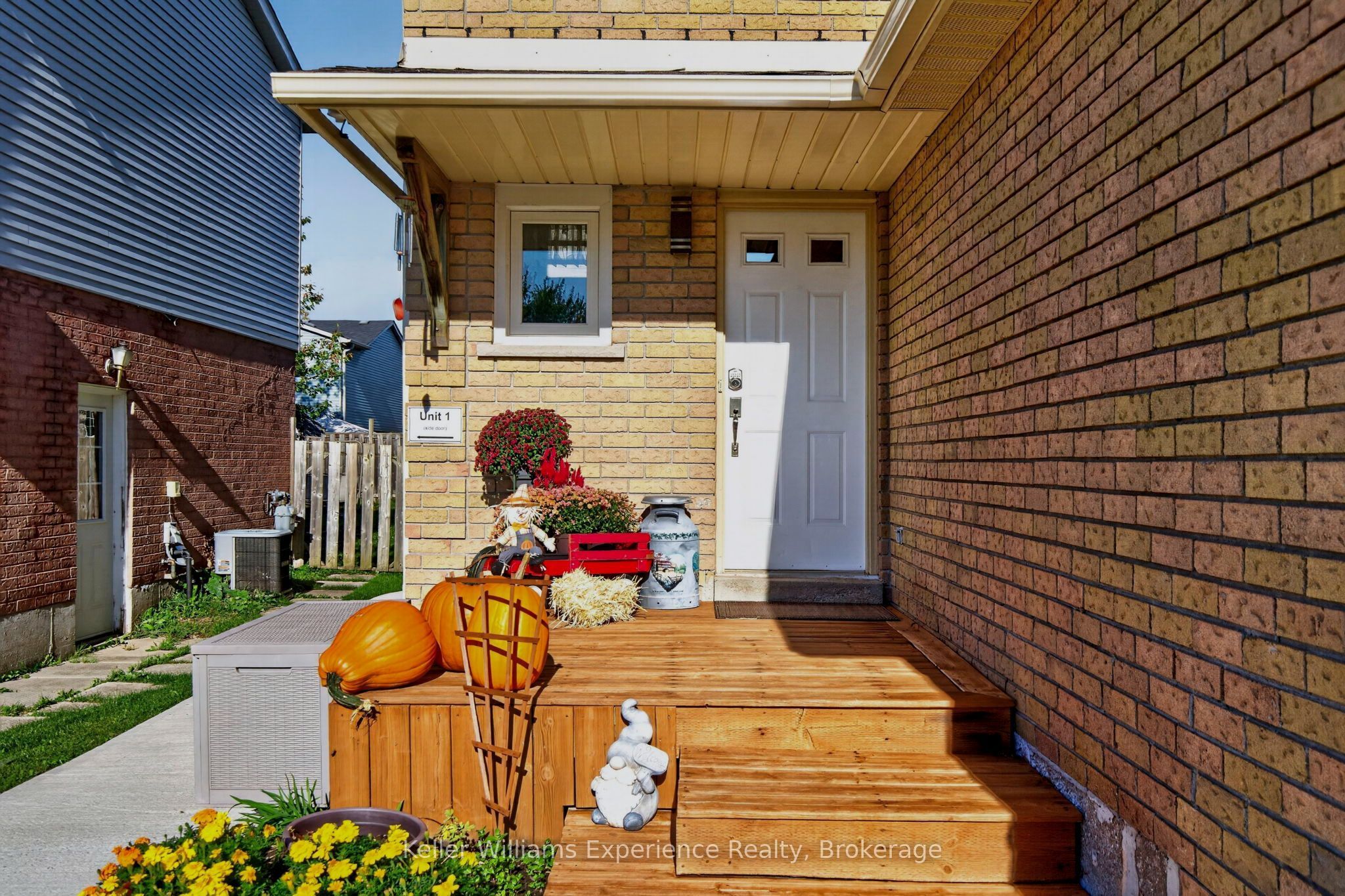 13 Lindsay Court Property Photo 4