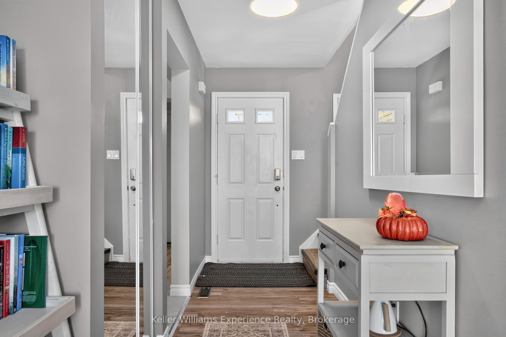 13 Lindsay Court Property Photo 6