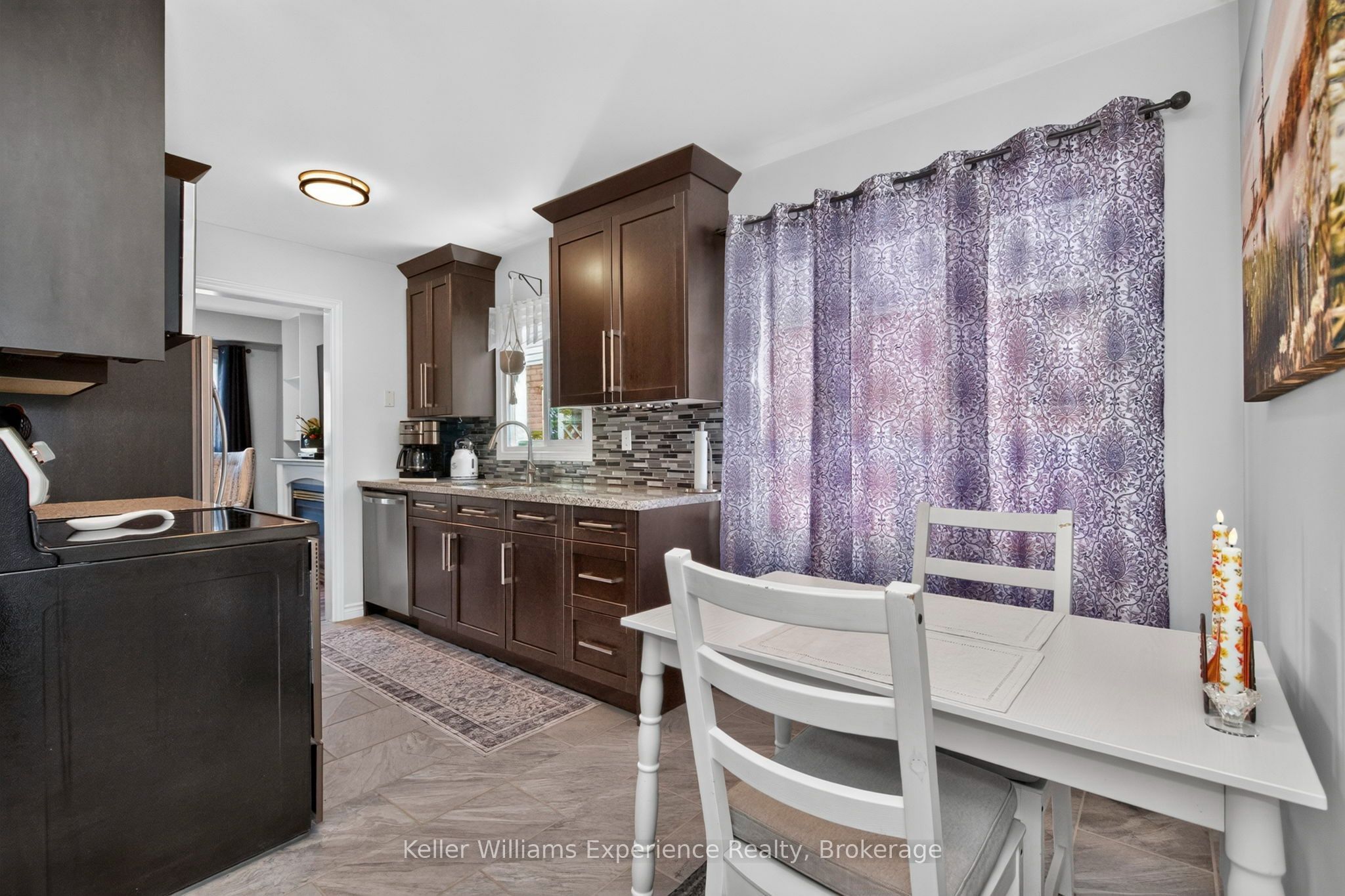 13 Lindsay Court Property Photo 12