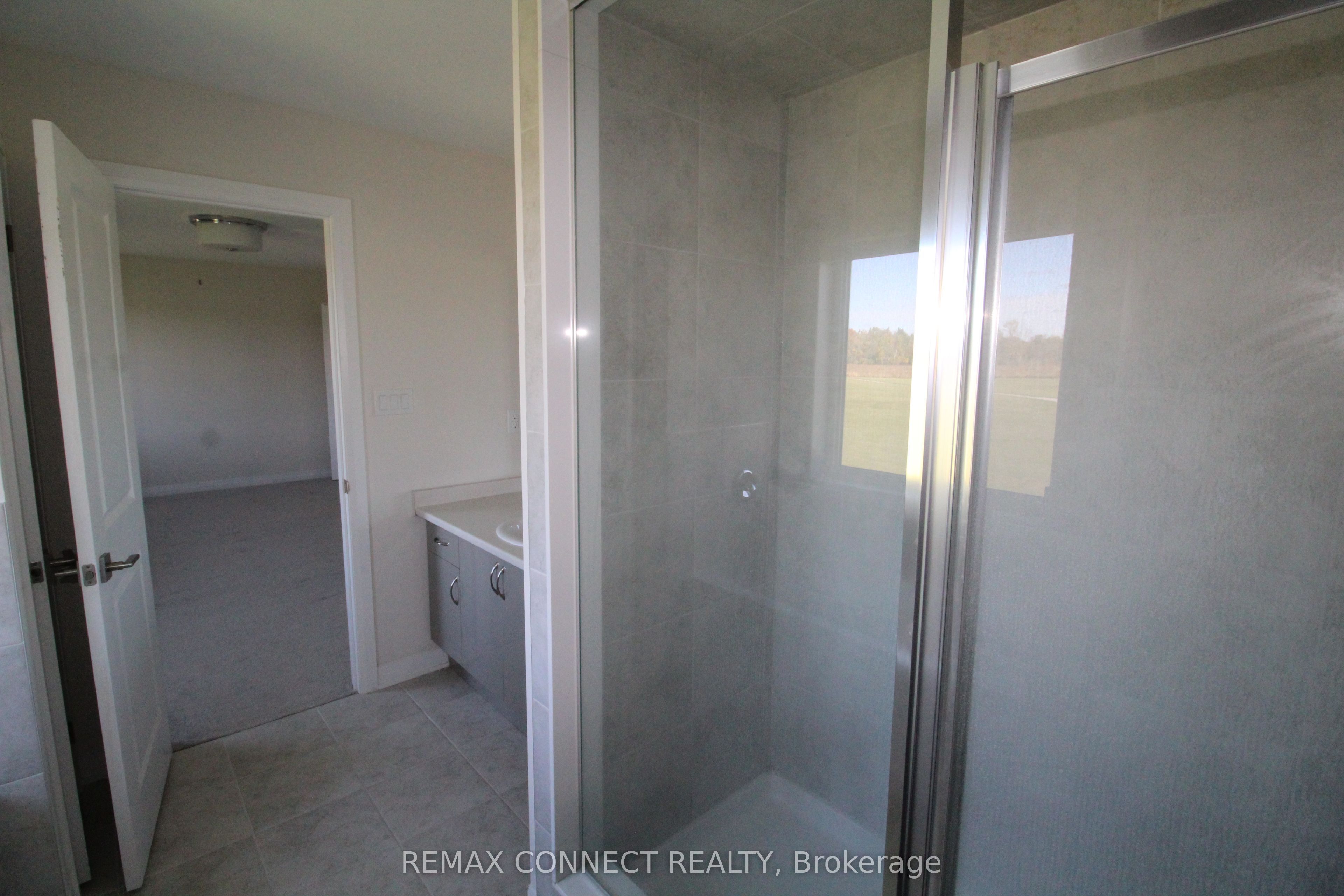3715 Quayside Drive Property Photo 11