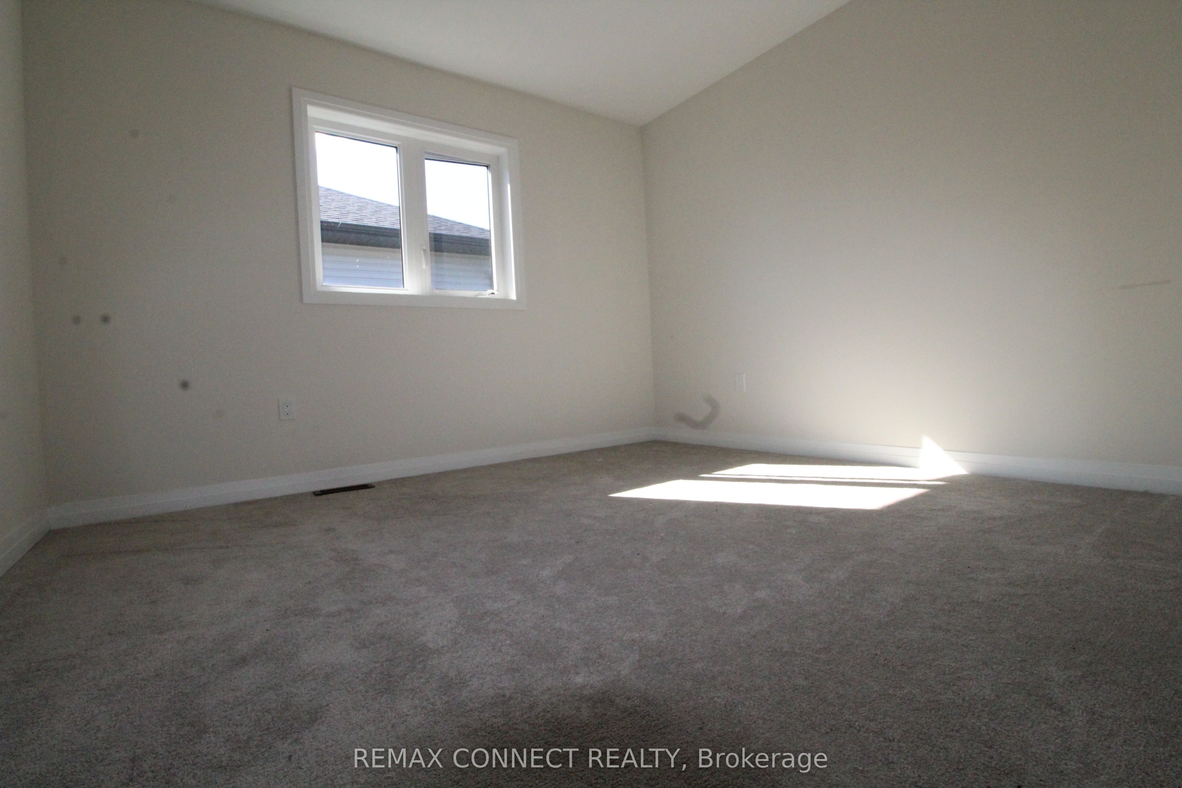 3715 Quayside Drive Property Photo 13